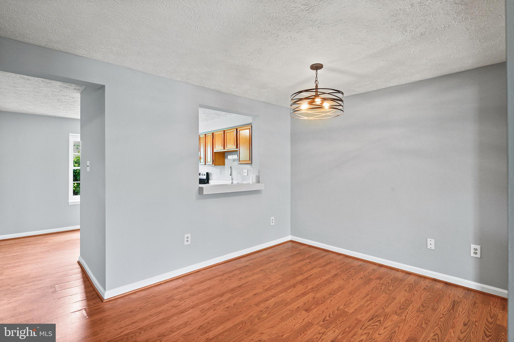 SADDLE CREEK - Residential