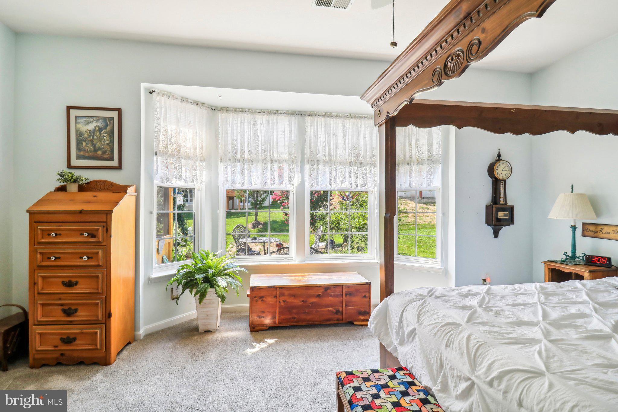 FOUR SEASONS IN HISTORIC VIRGINIA - Residential