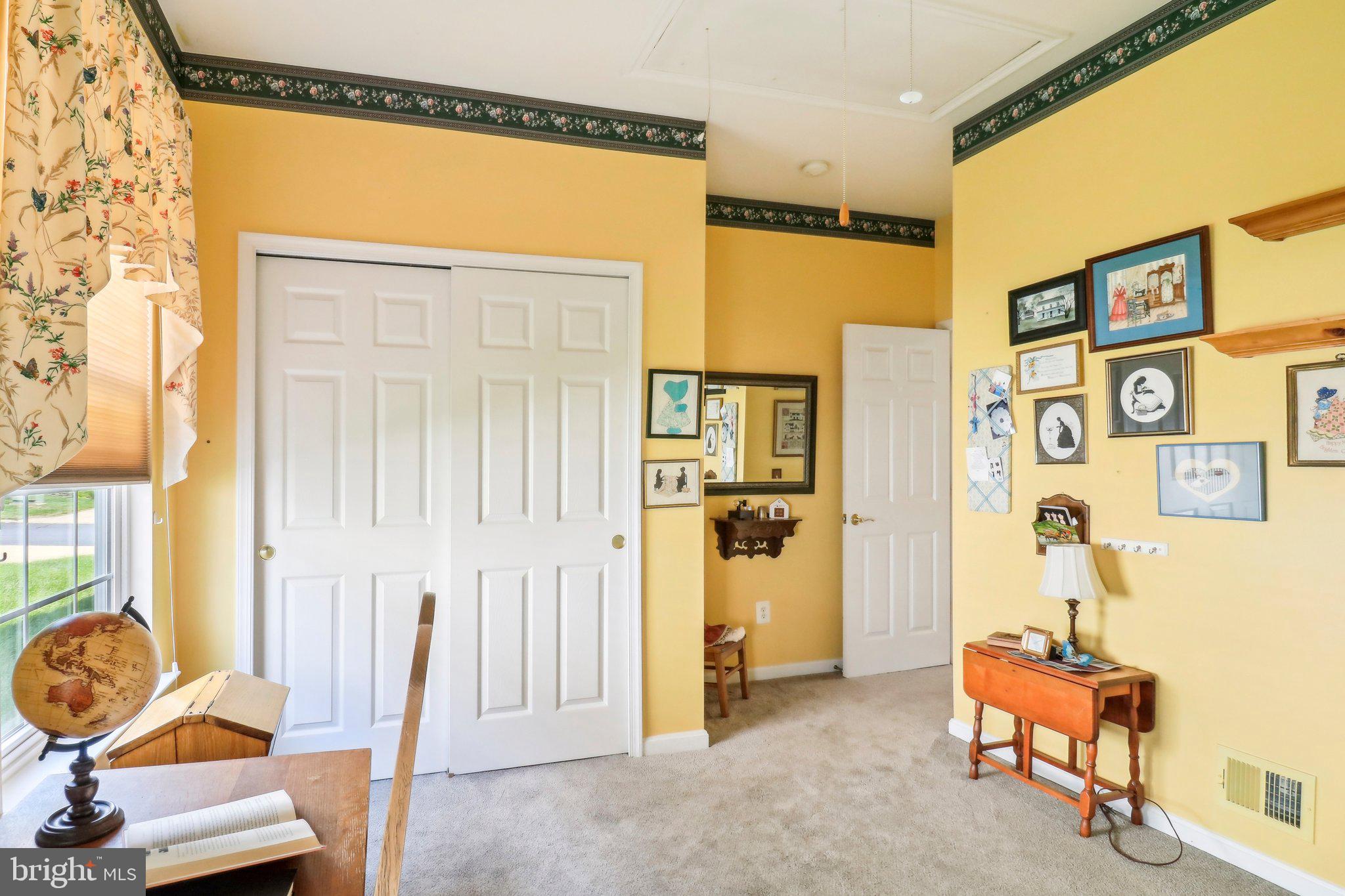 FOUR SEASONS IN HISTORIC VIRGINIA - Residential