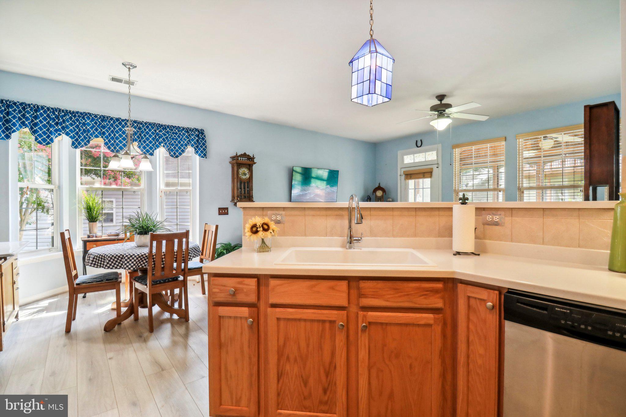 FOUR SEASONS IN HISTORIC VIRGINIA - Residential