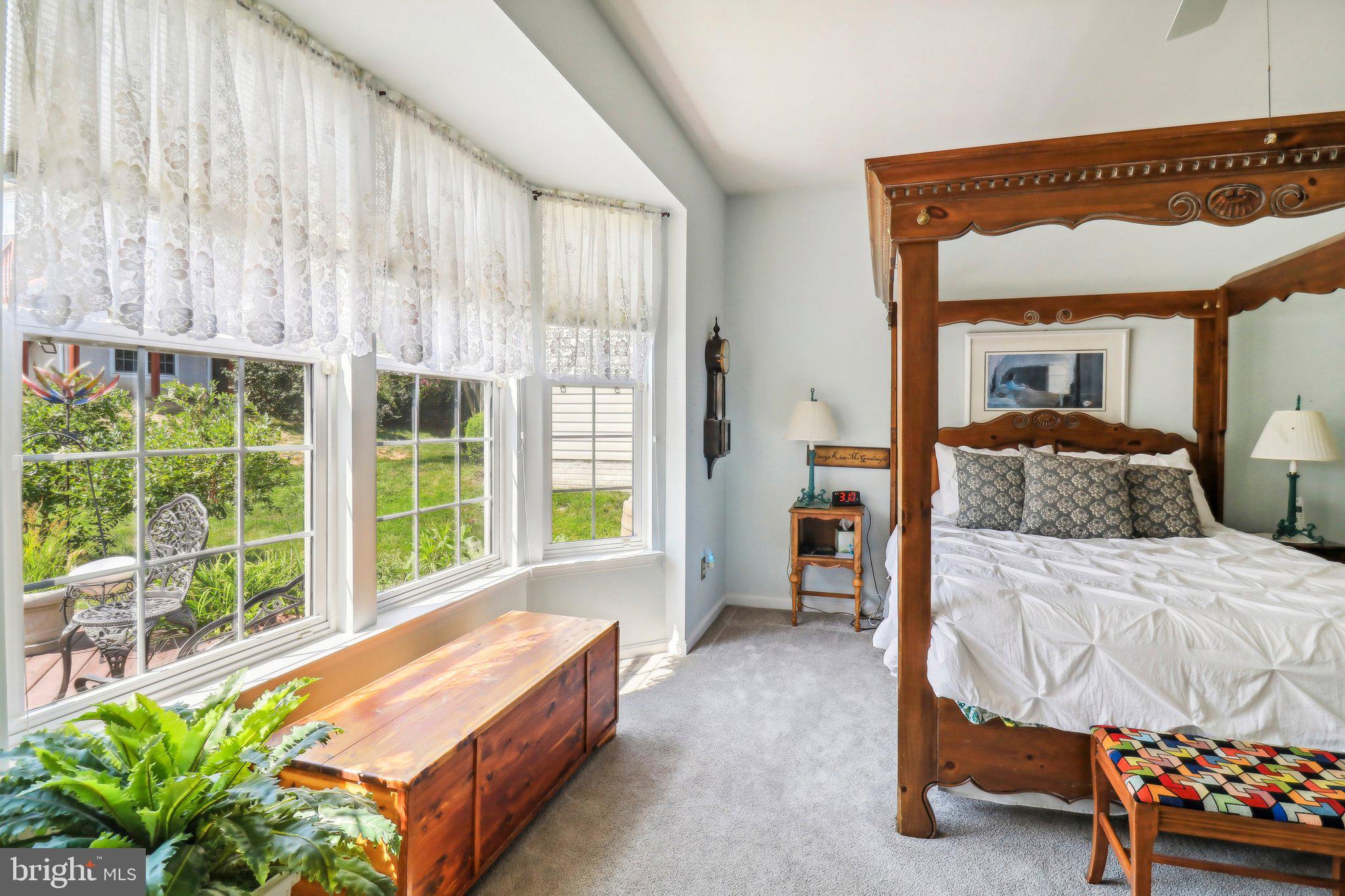 FOUR SEASONS IN HISTORIC VIRGINIA - Residential