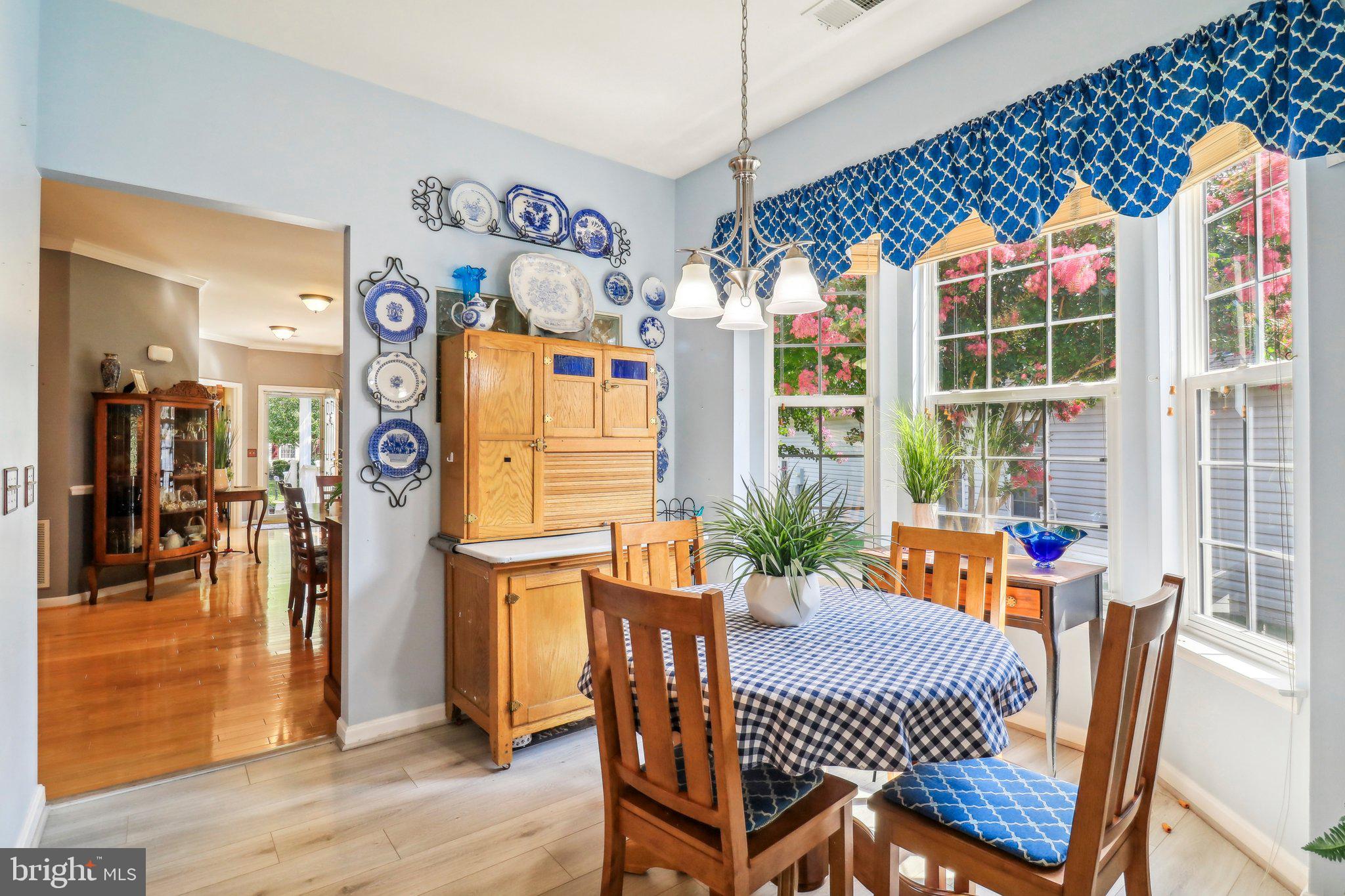 FOUR SEASONS IN HISTORIC VIRGINIA - Residential