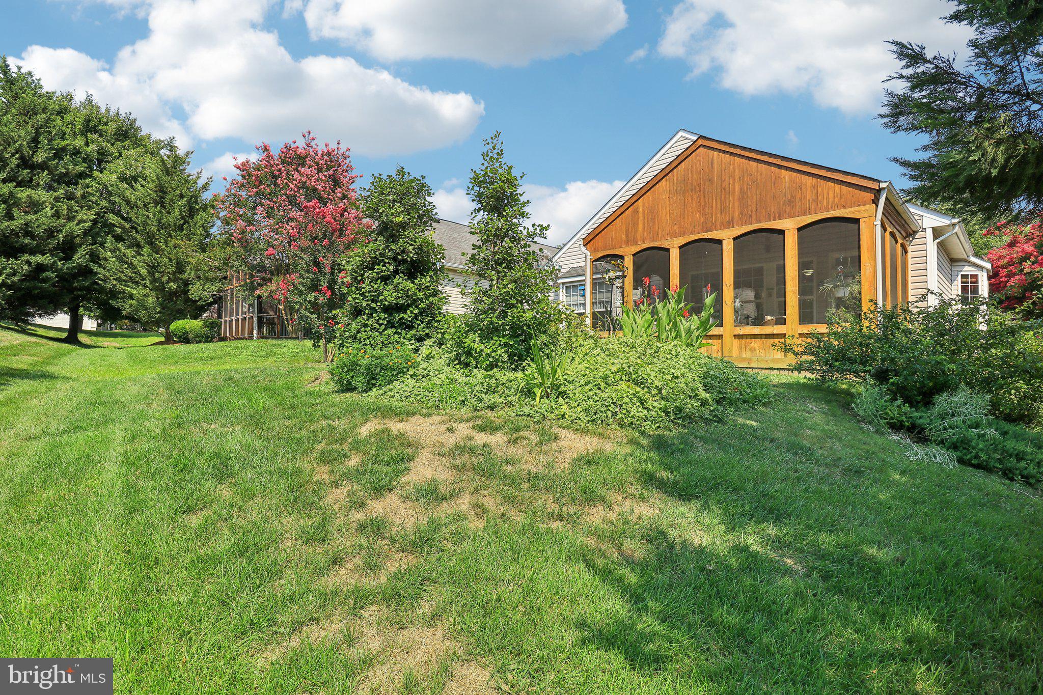 FOUR SEASONS IN HISTORIC VIRGINIA - Residential
