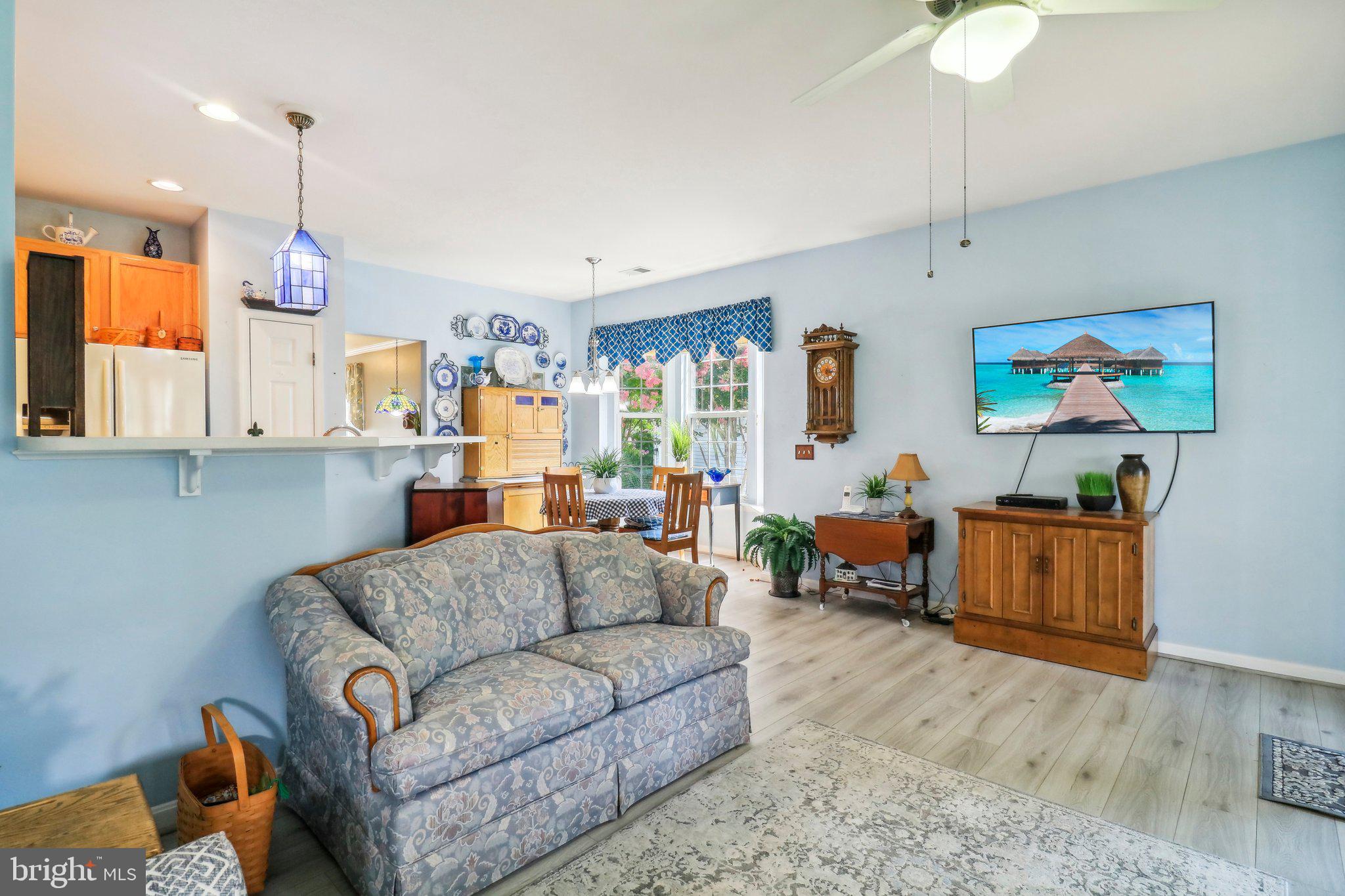 FOUR SEASONS IN HISTORIC VIRGINIA - Residential