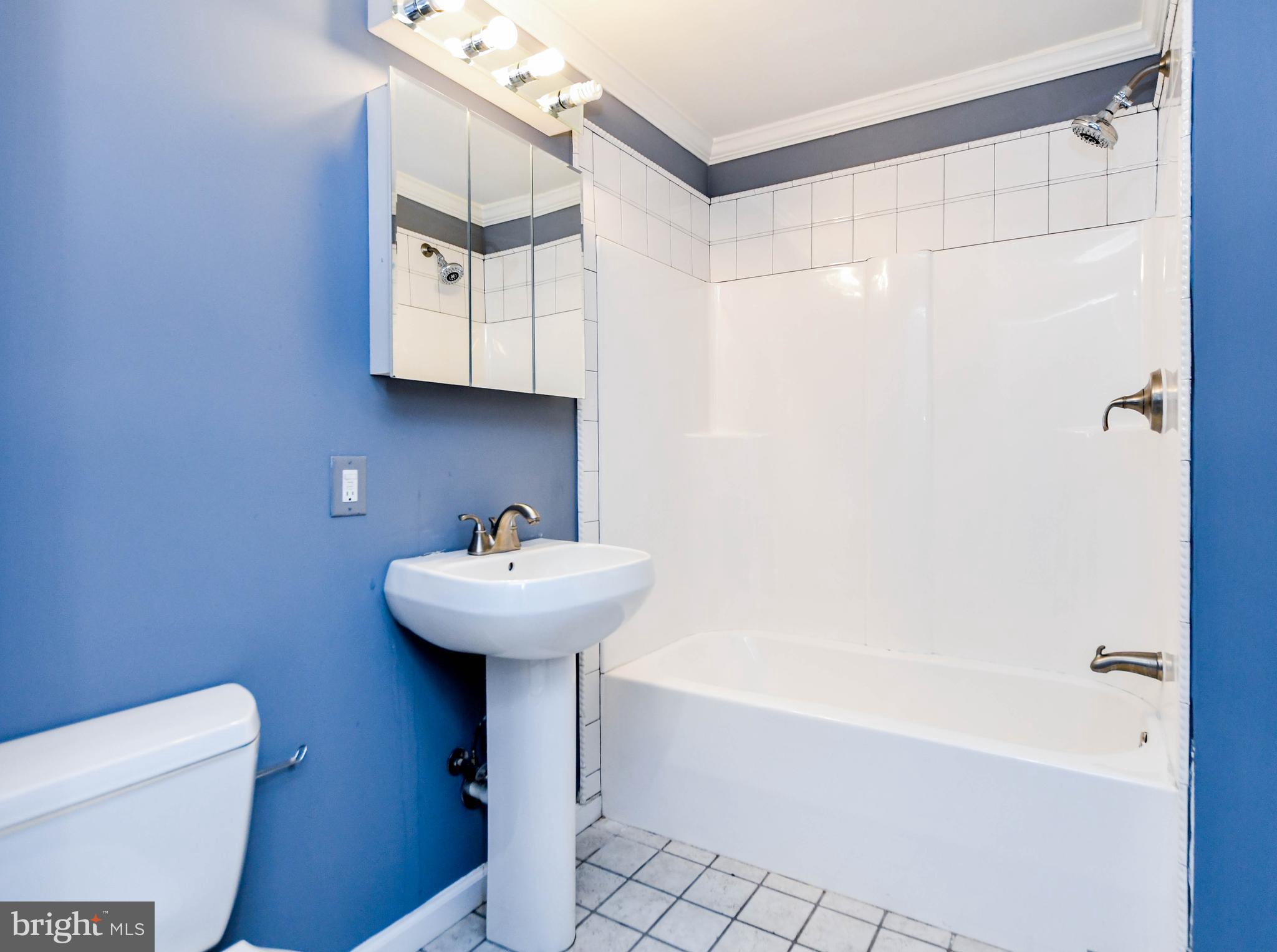 FOX CHASE - Residential