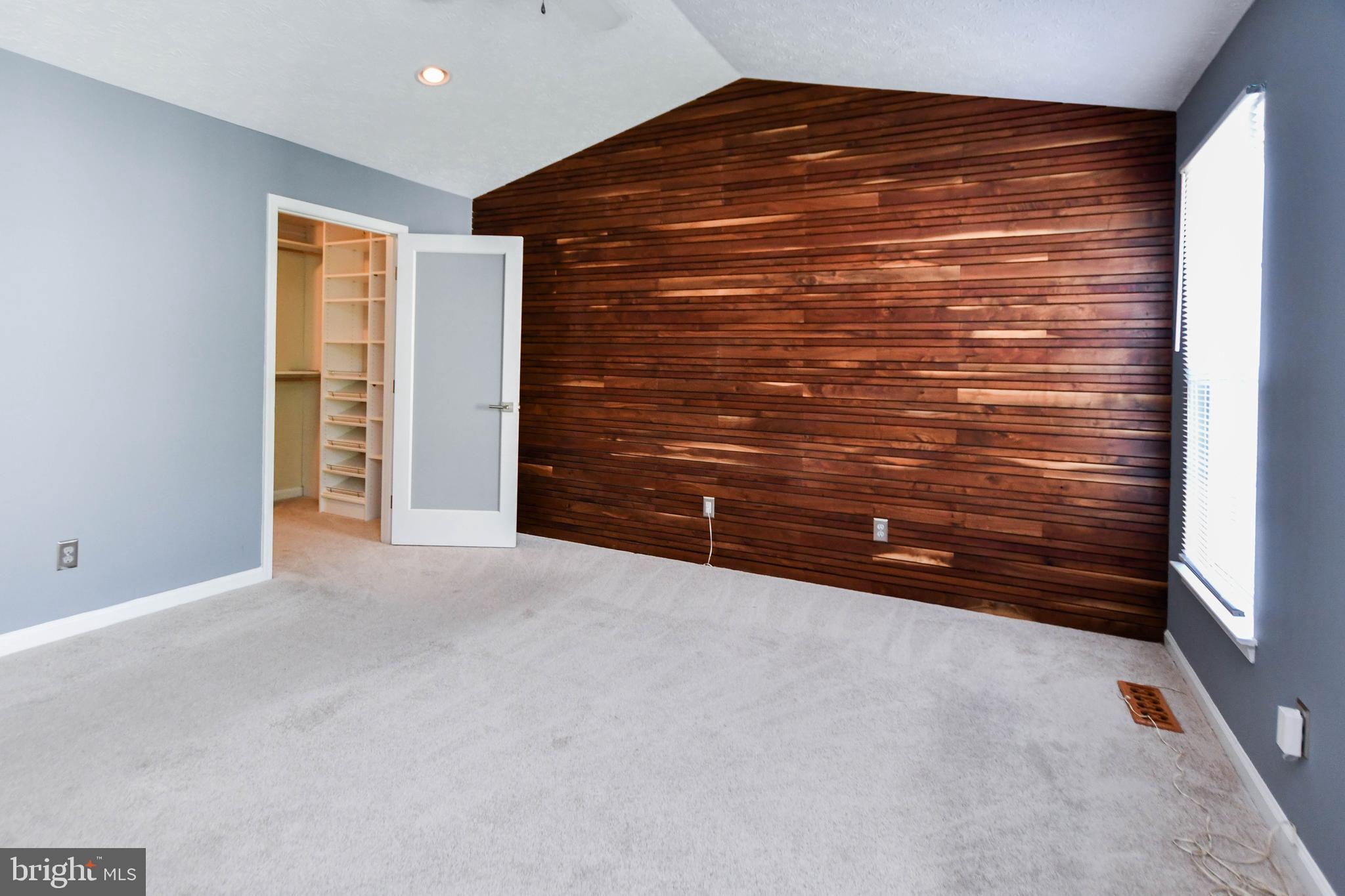 FOX CHASE - Residential