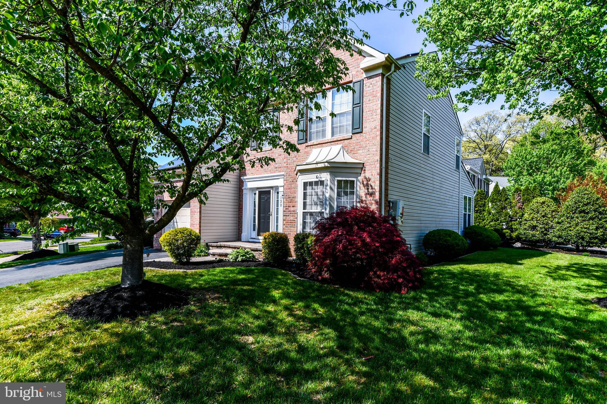 FOX CHASE - Residential