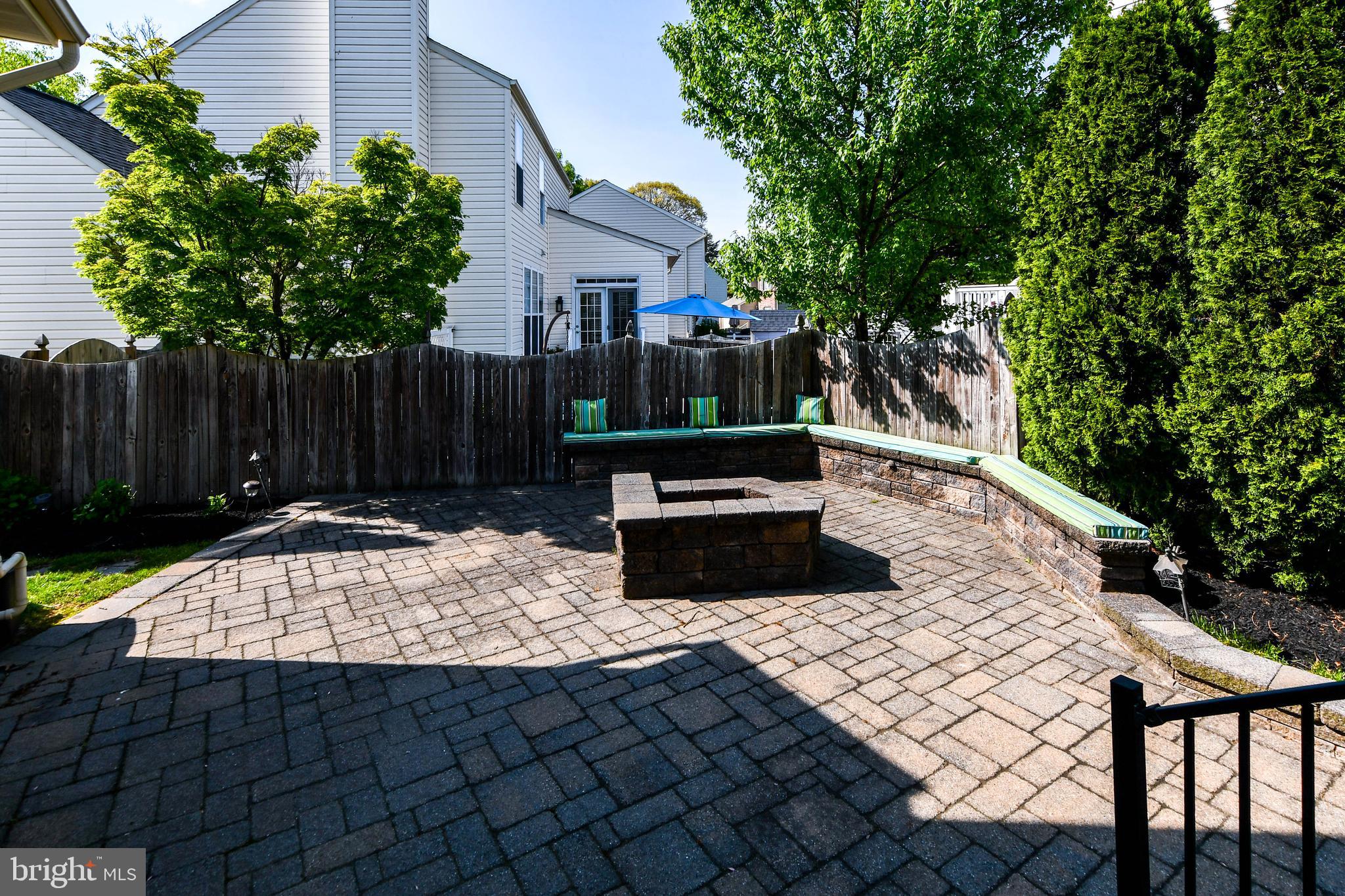 FOX CHASE - Residential