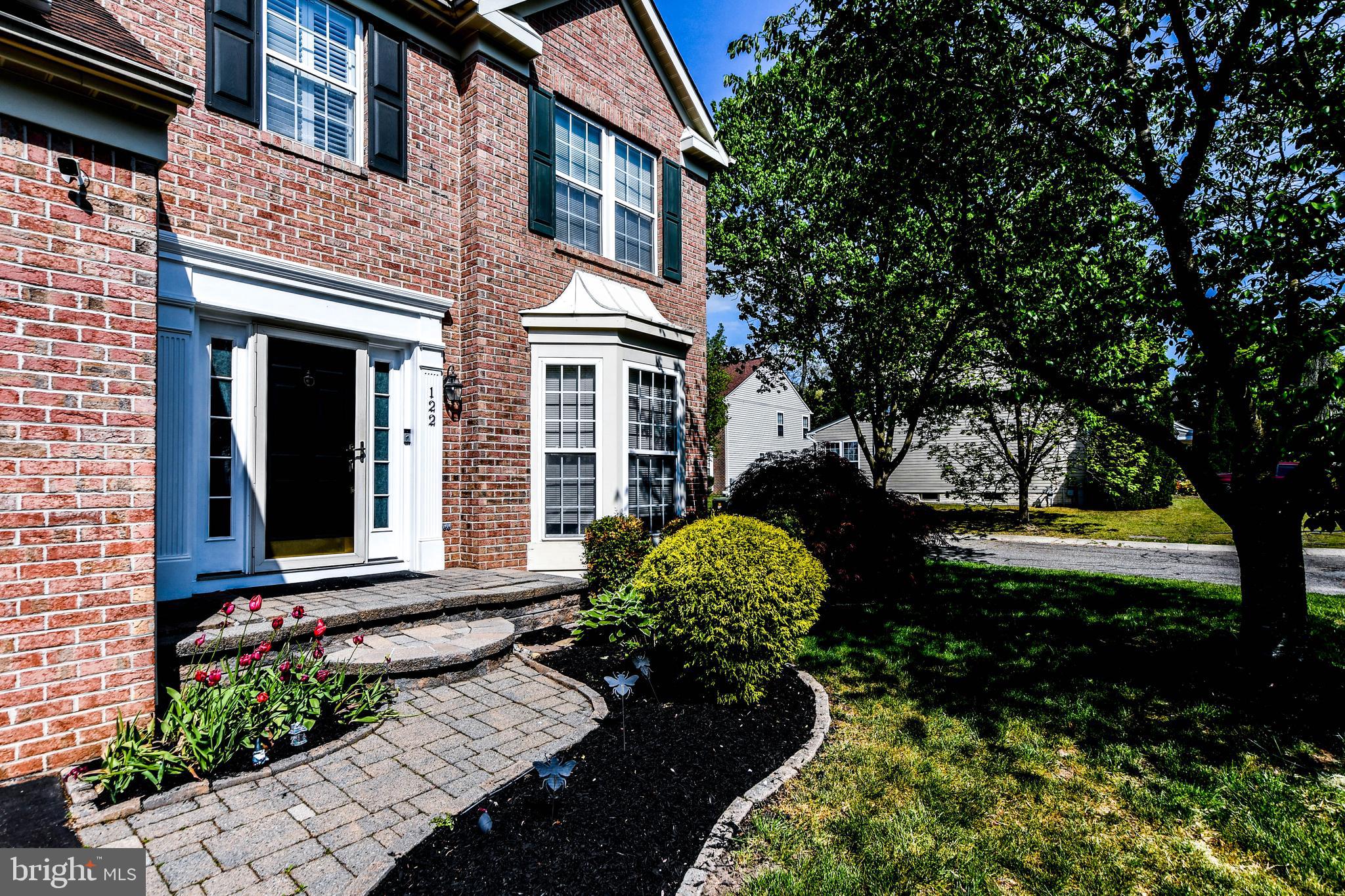 FOX CHASE - Residential