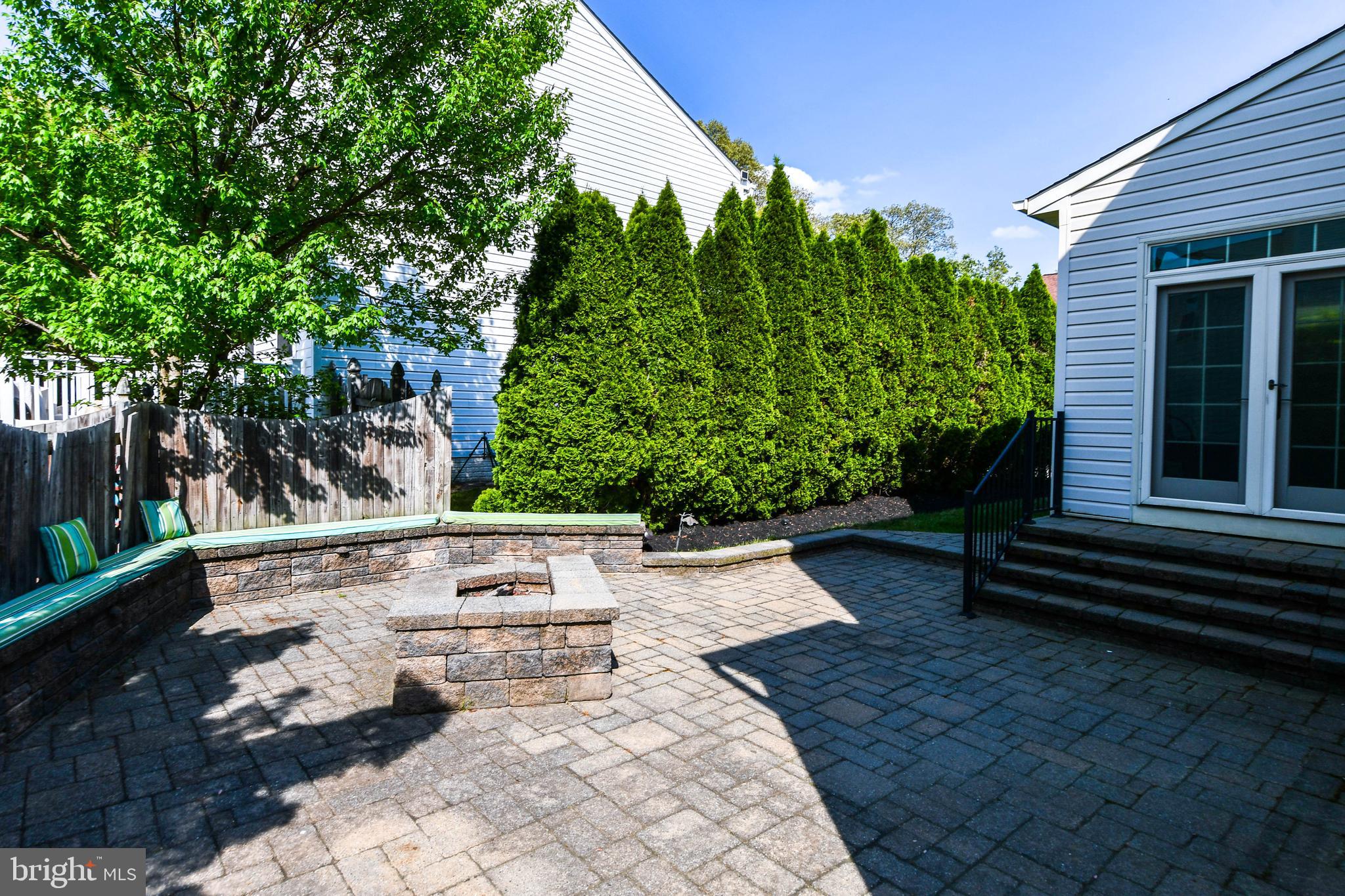 FOX CHASE - Residential