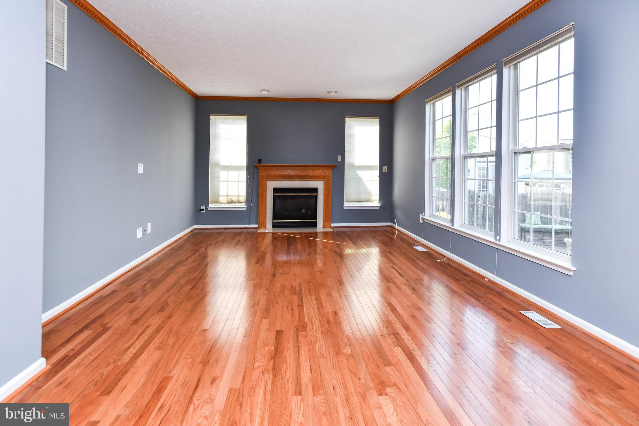 FOX CHASE - Residential