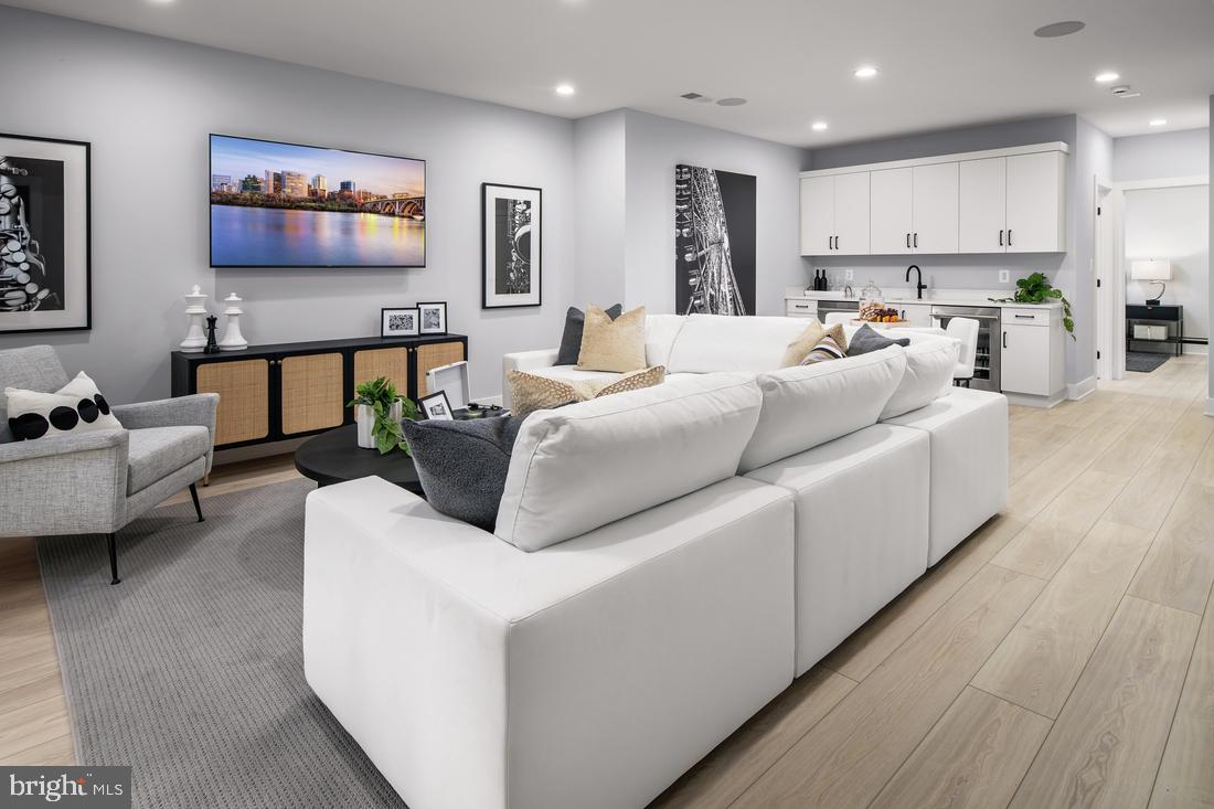 THE GROVE AT DOMINION HILLS - Residential