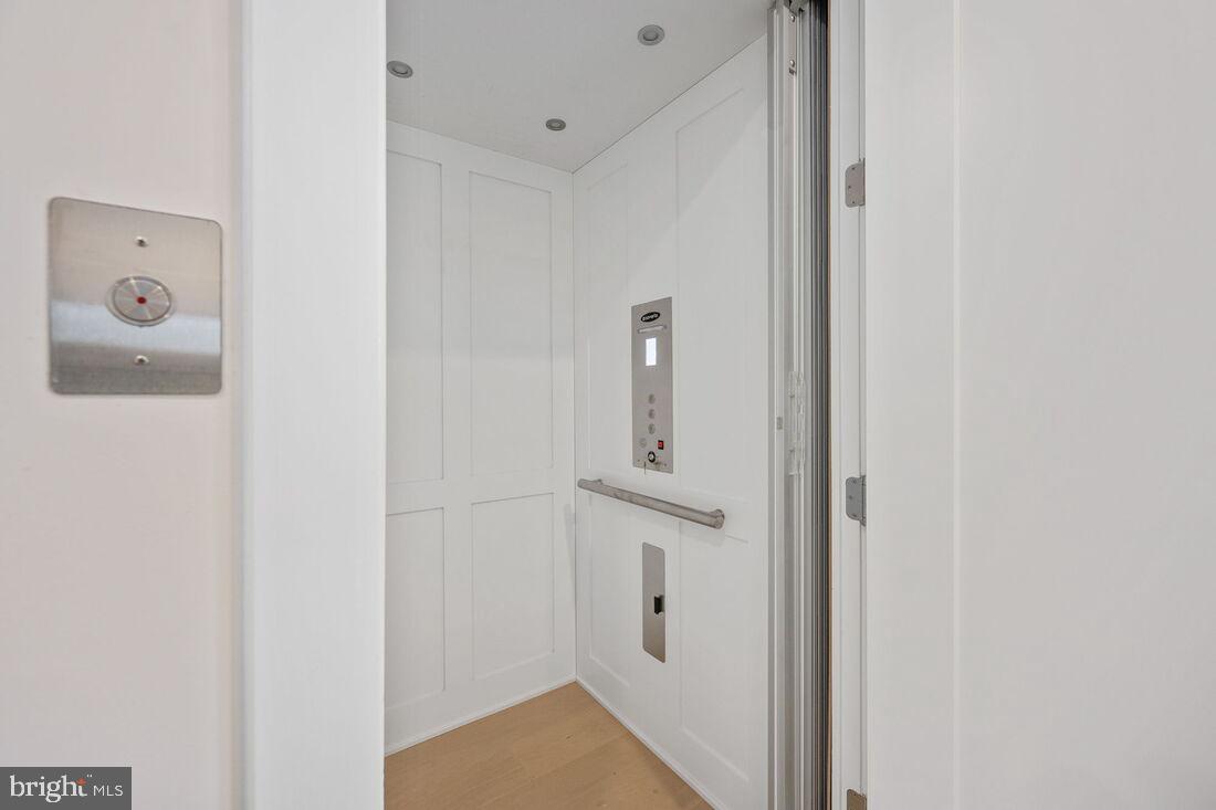 THE GROVE AT DOMINION HILLS - Residential