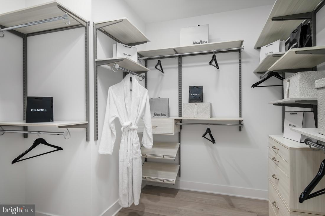 THE GROVE AT DOMINION HILLS - Residential