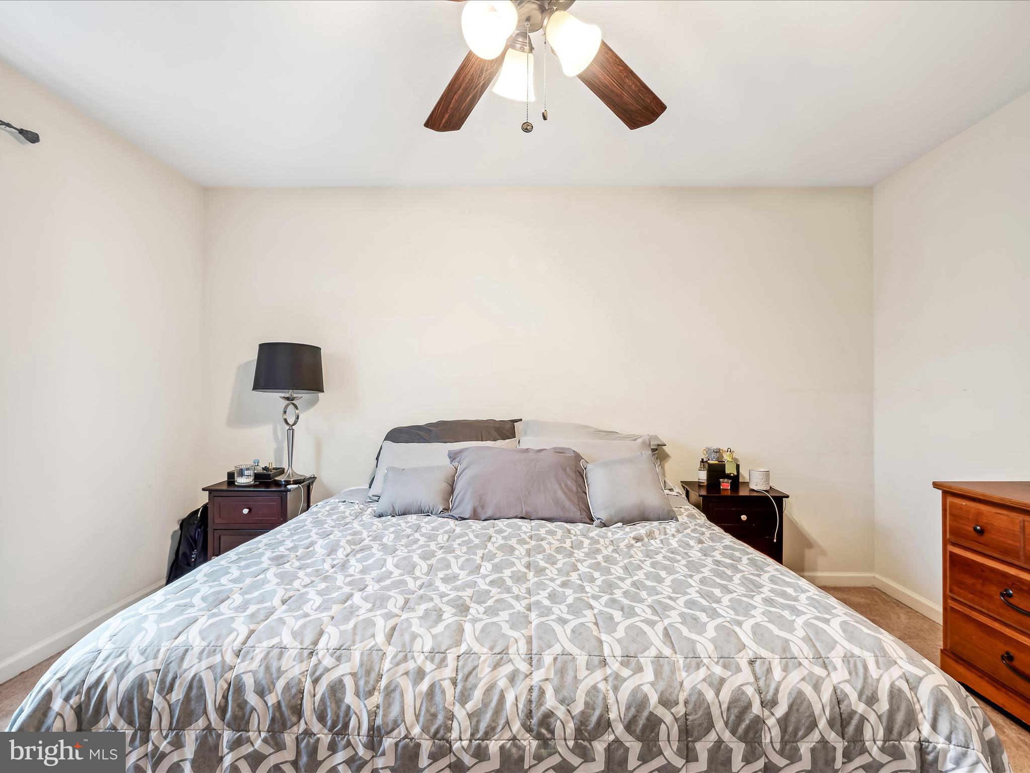 CRESTFIELD - Residential