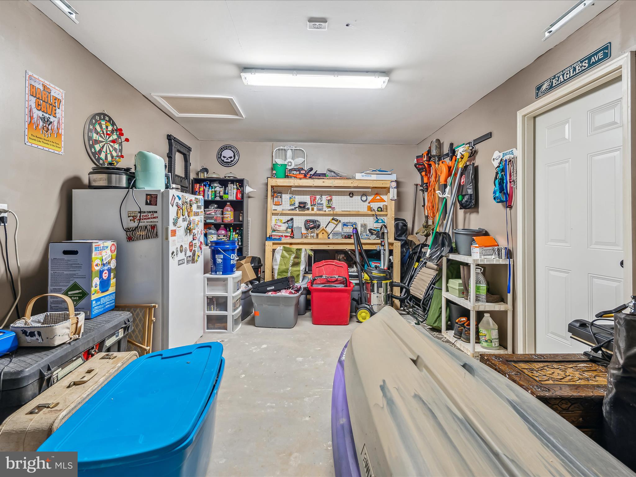 CRESTFIELD - Residential