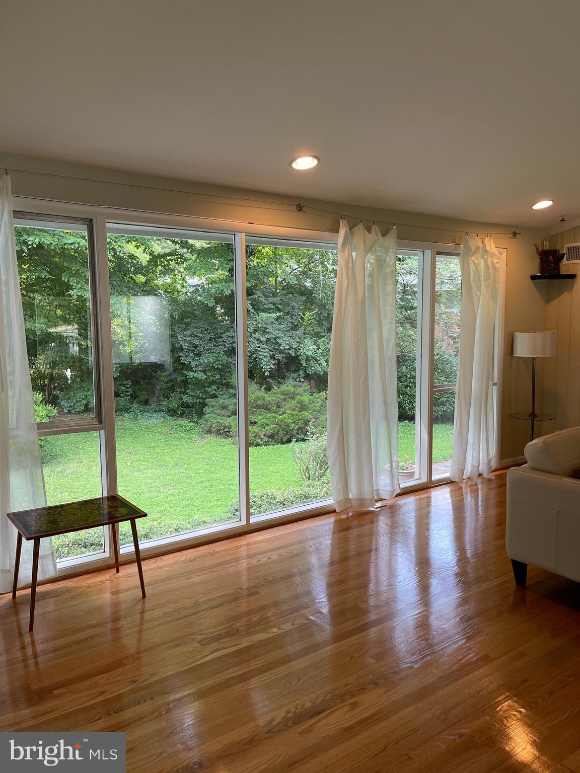 BRADLEY PARK - Residential