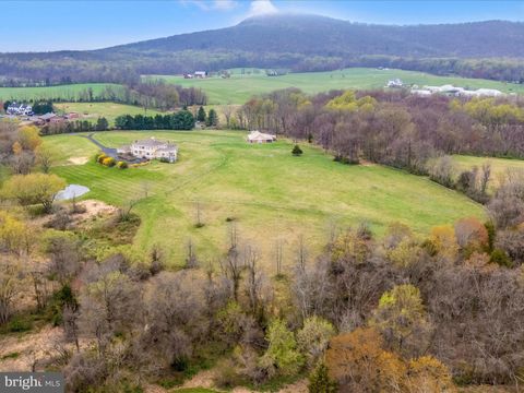 12 BARLEY FIELD DICKERSON MD 20842
