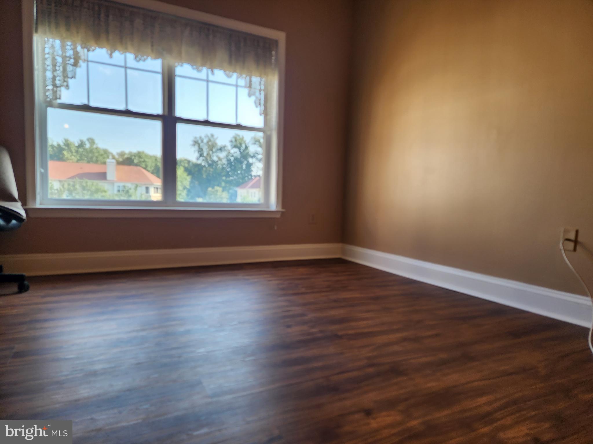 WAVERLY WOODS - Residential Lease