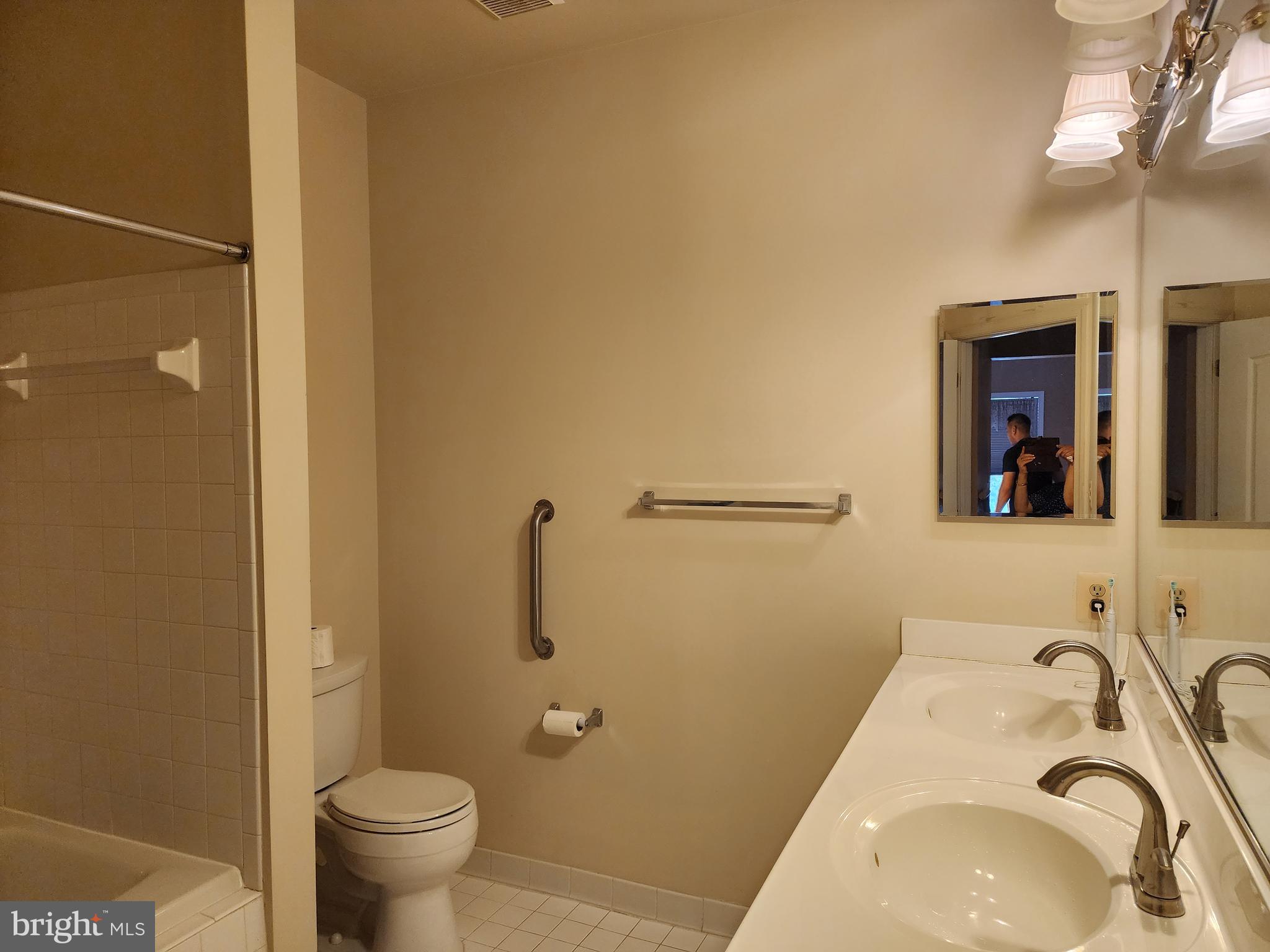 WAVERLY WOODS - Residential Lease