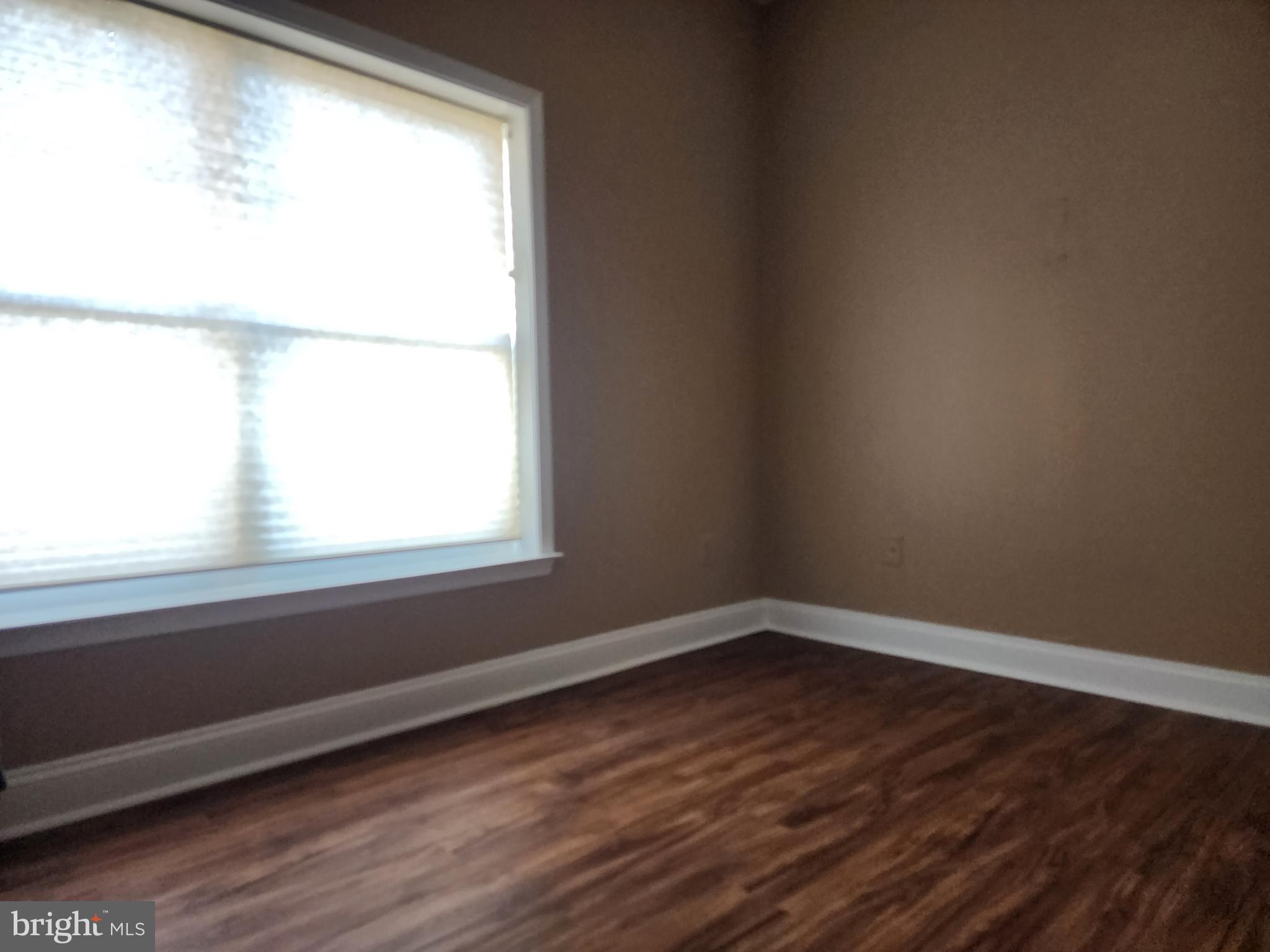 WAVERLY WOODS - Residential Lease