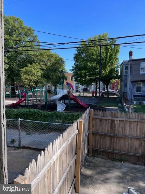 CHARLES VILLAGE - Residential