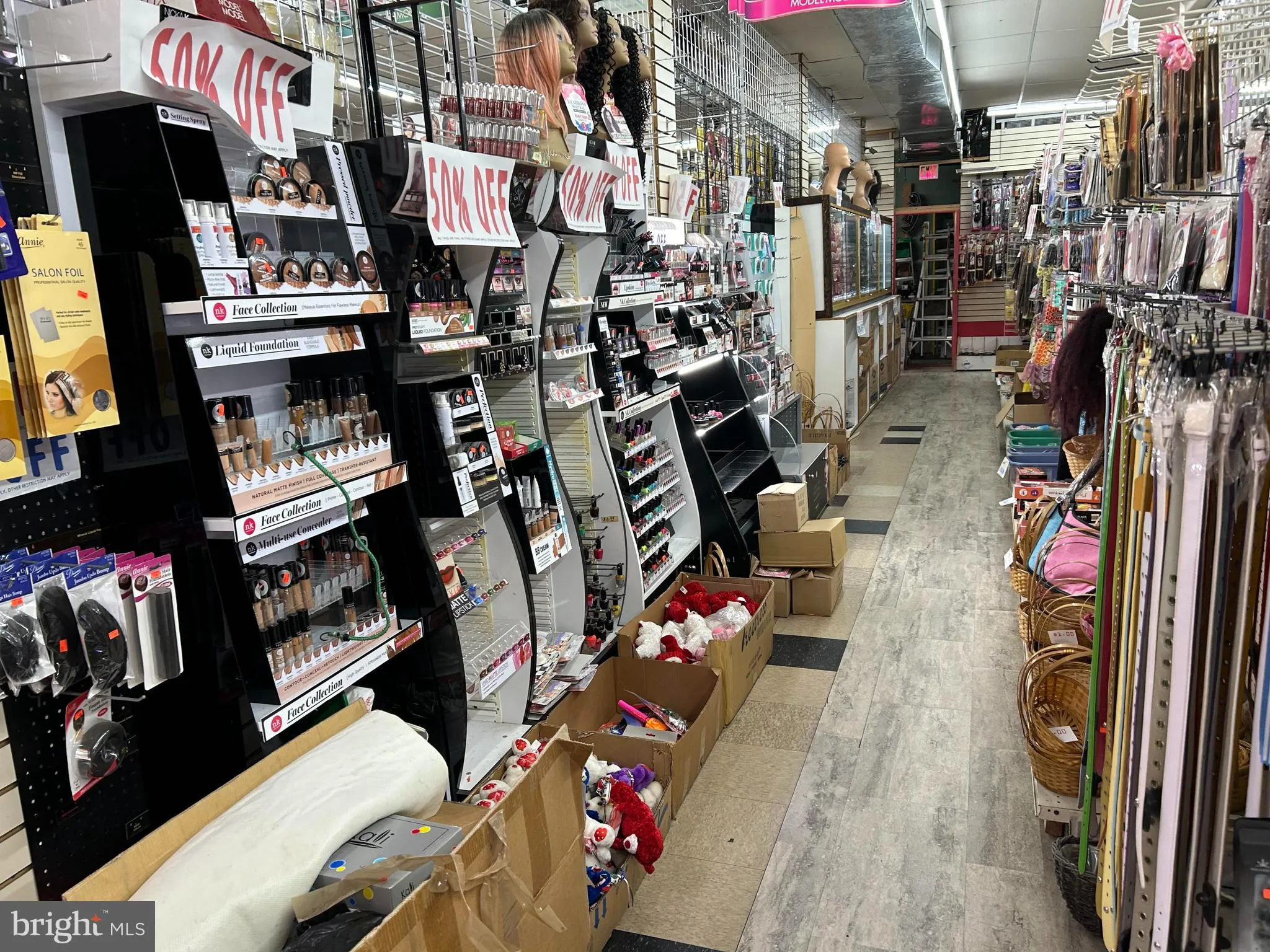 Philadelphia, Pennsylvania 19138, United States, ,Commercial,Active,48040