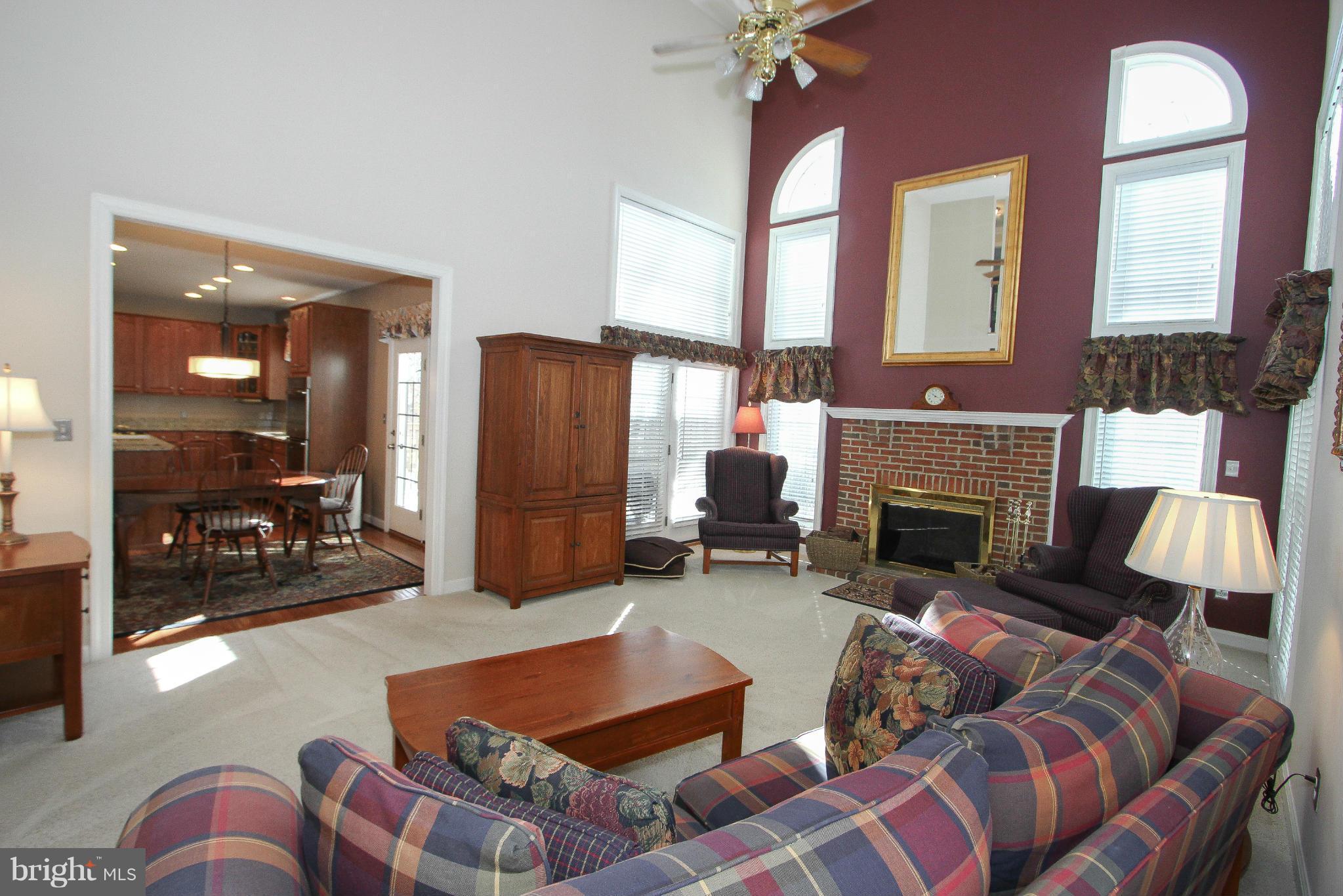 SOUTH RIDING - Residential