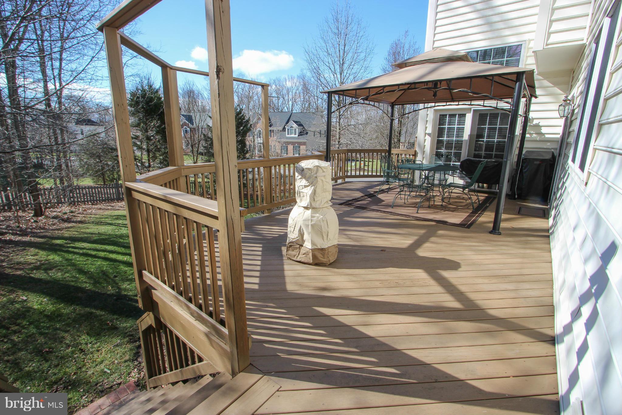 SOUTH RIDING - Residential