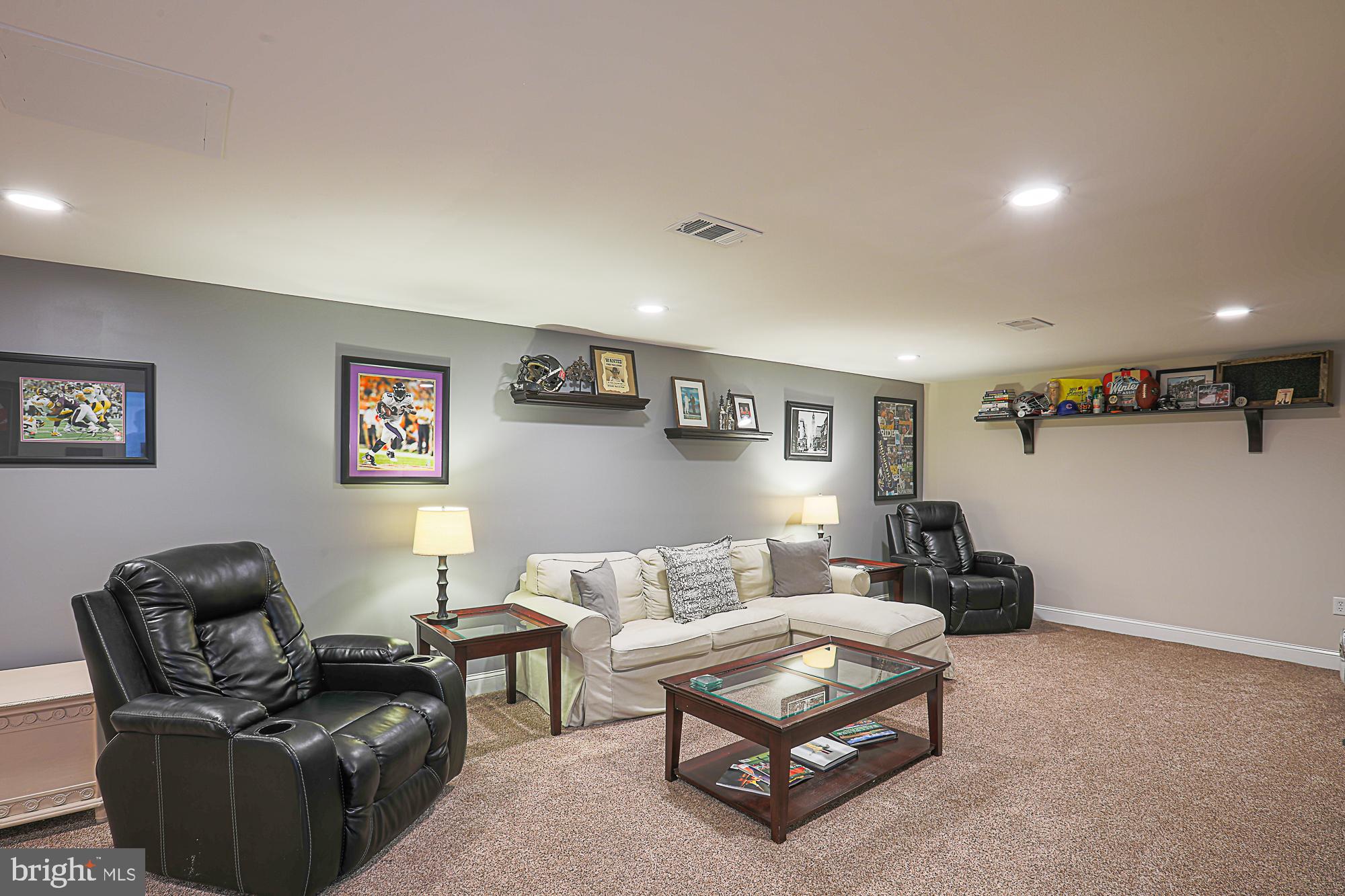 PLEASANT HILLS - Residential