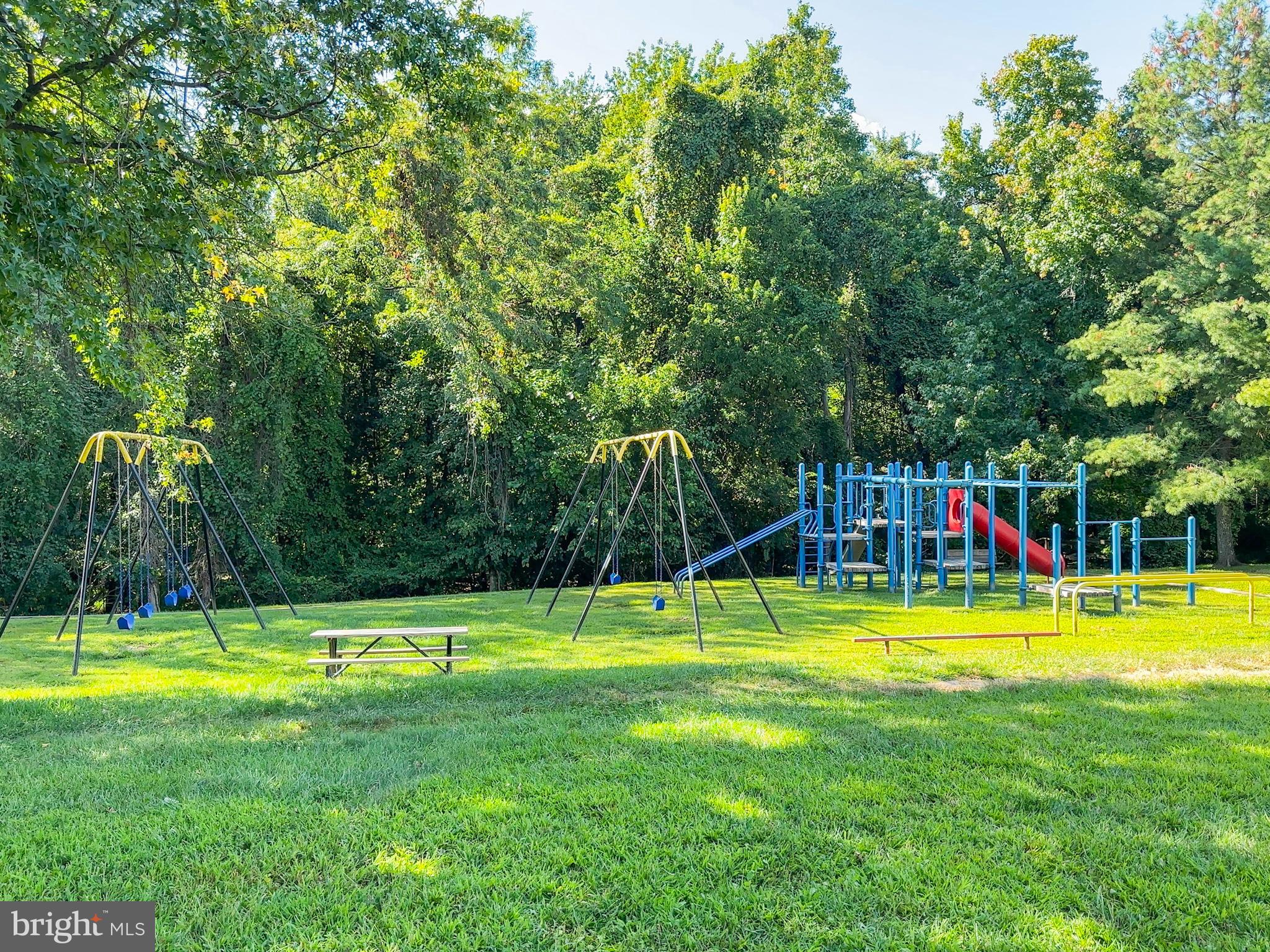 FORESTVILLE PARK - Residential