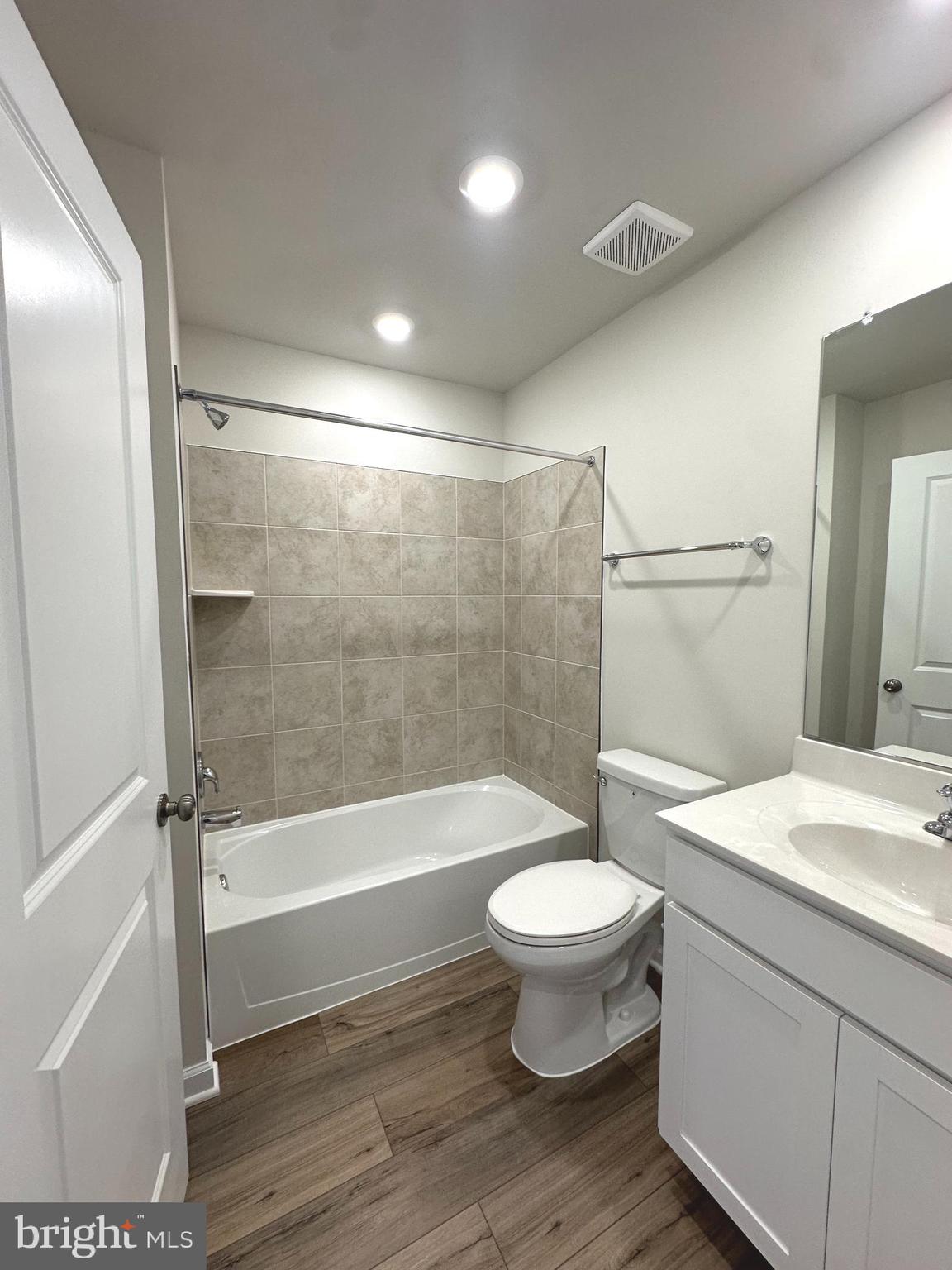 SHENANDOAH SPRINGS - Residential Lease