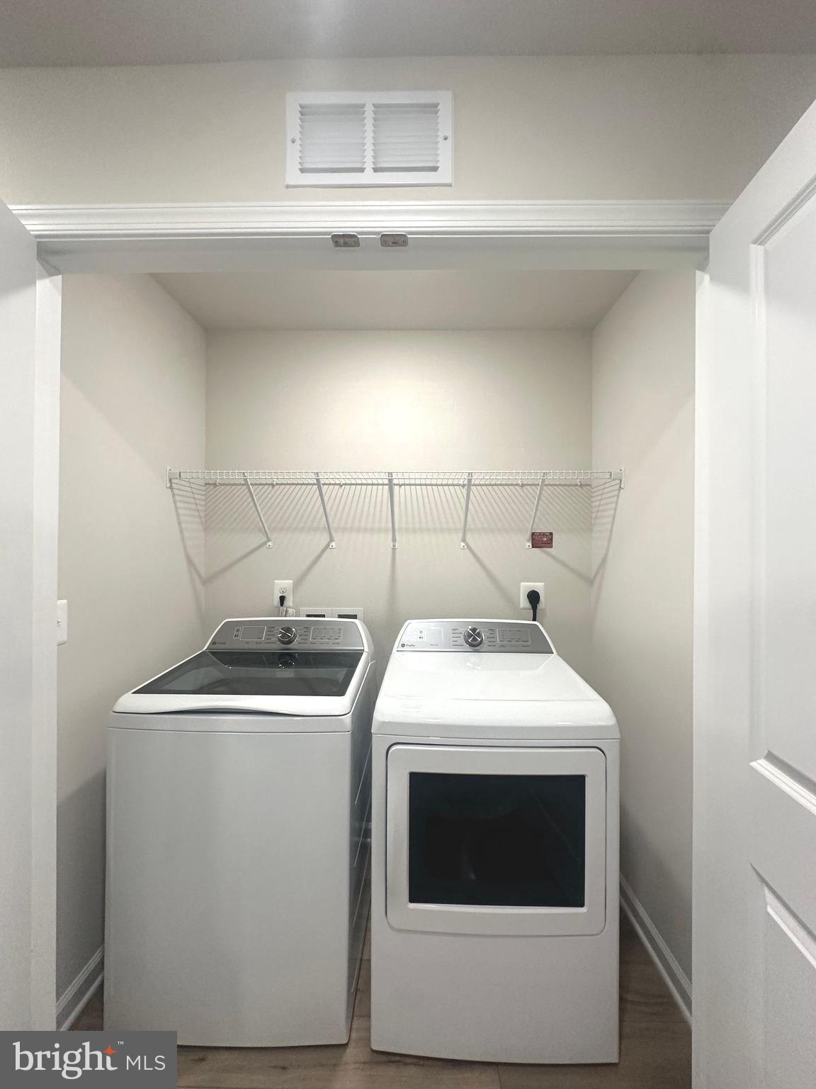 SHENANDOAH SPRINGS - Residential Lease