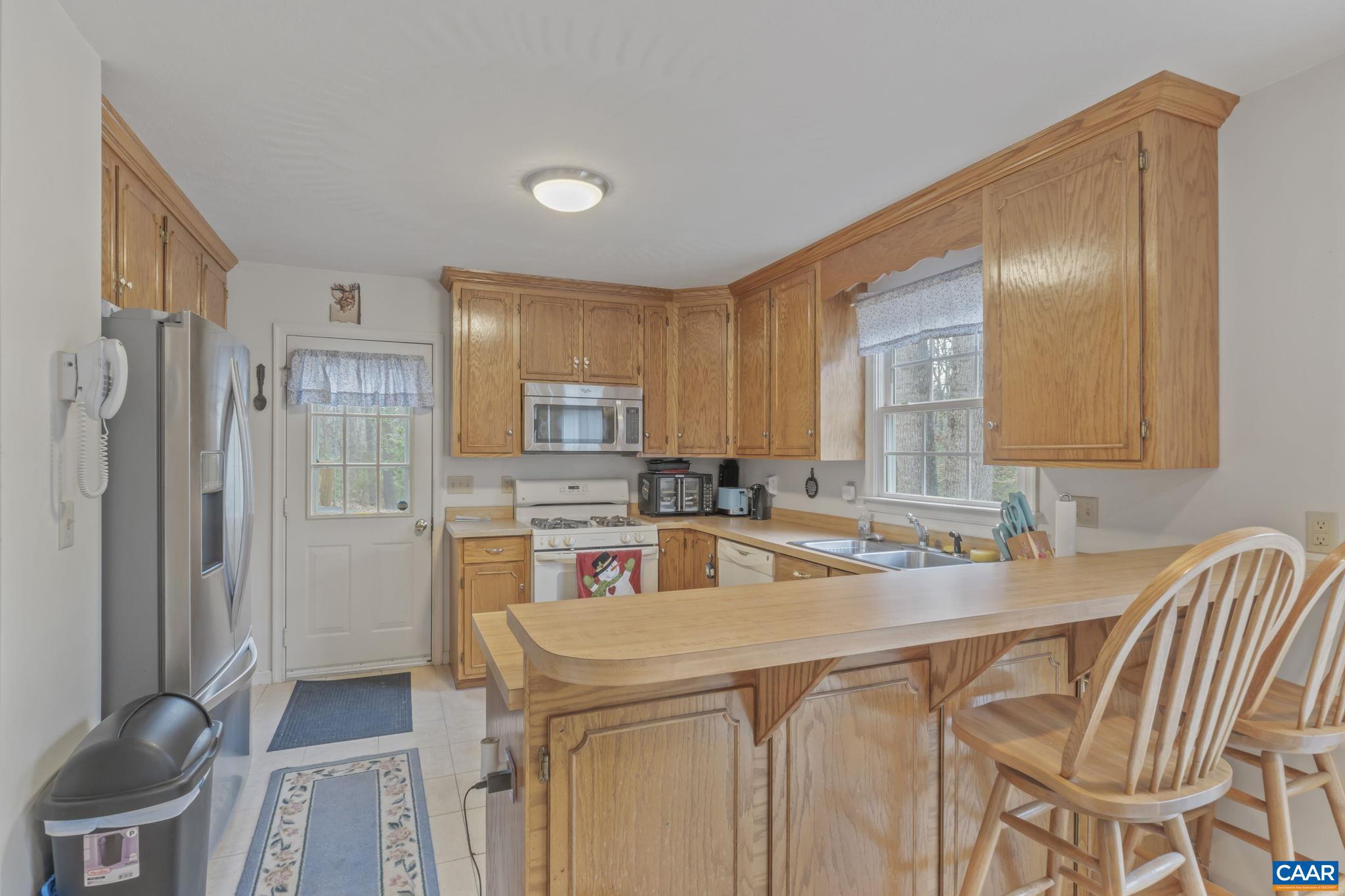 DEER LAKE ESTATES - Residential