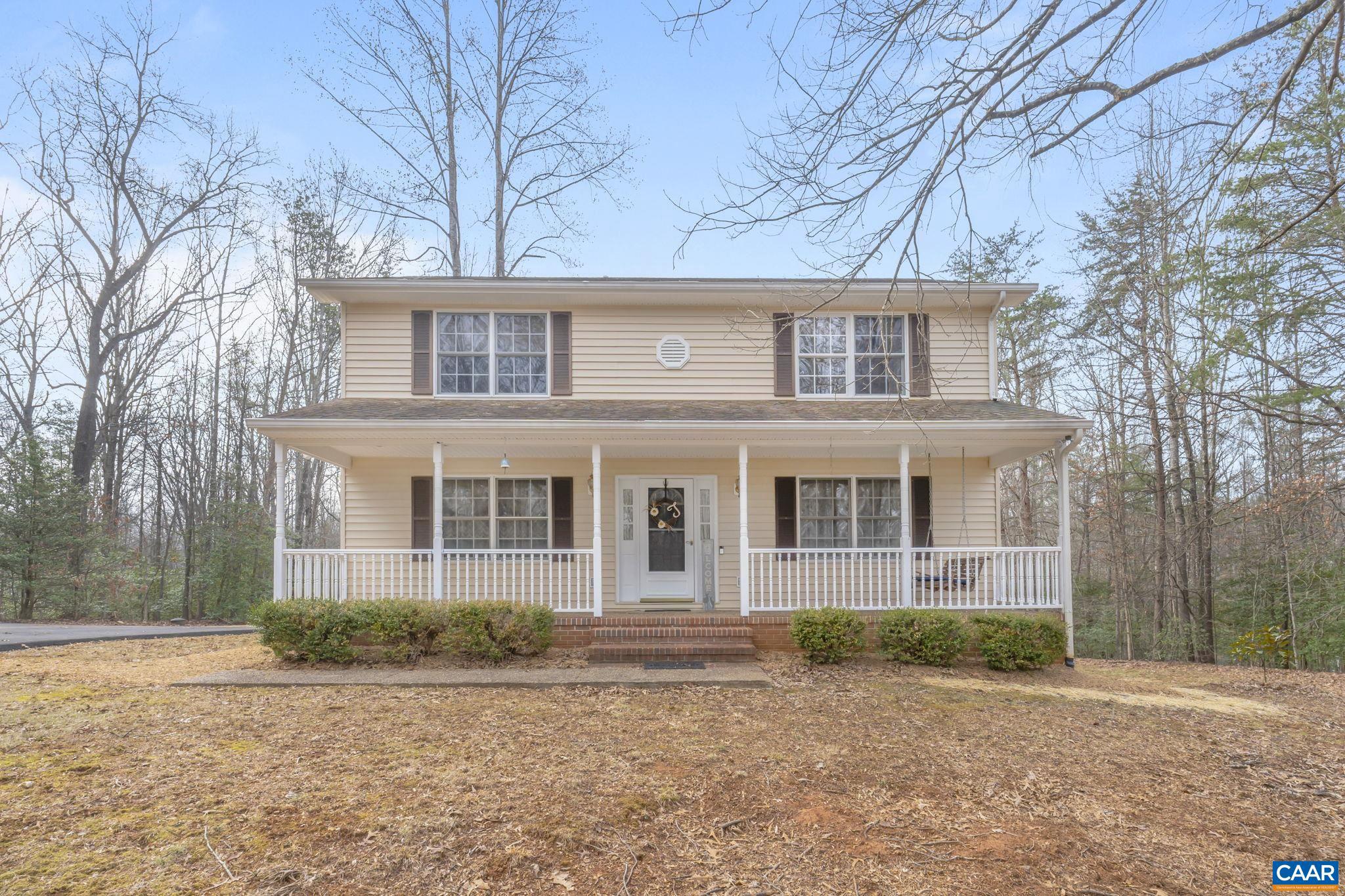 DEER LAKE ESTATES - Residential