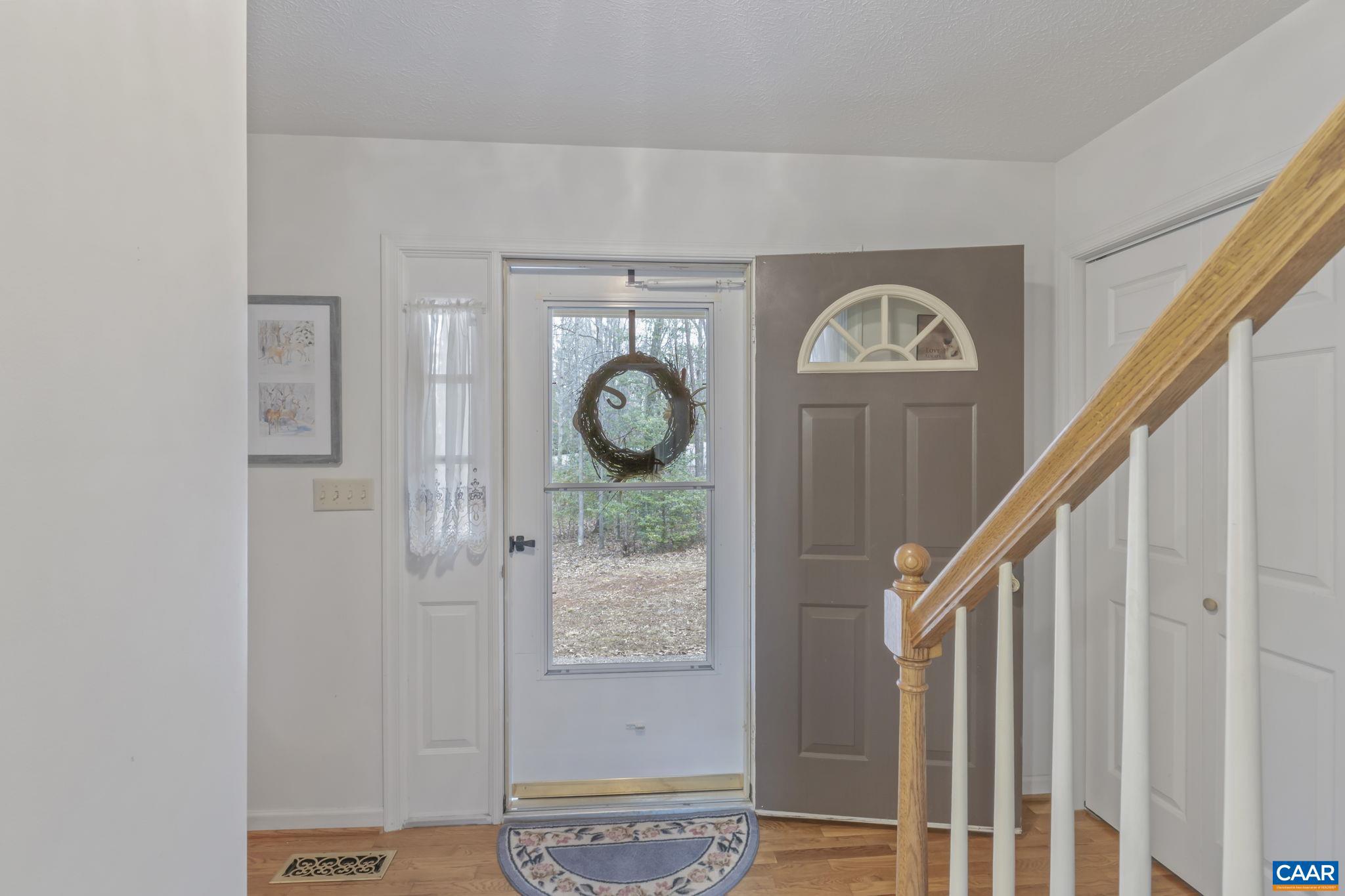 DEER LAKE ESTATES - Residential