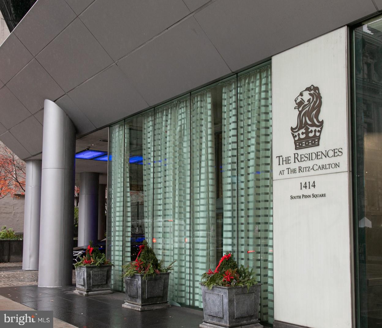 AVENUE OF THE ARTS - Residential