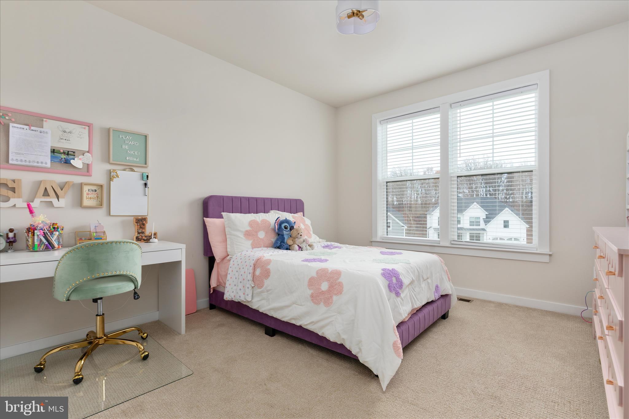 SOUTHLAKE - Residential