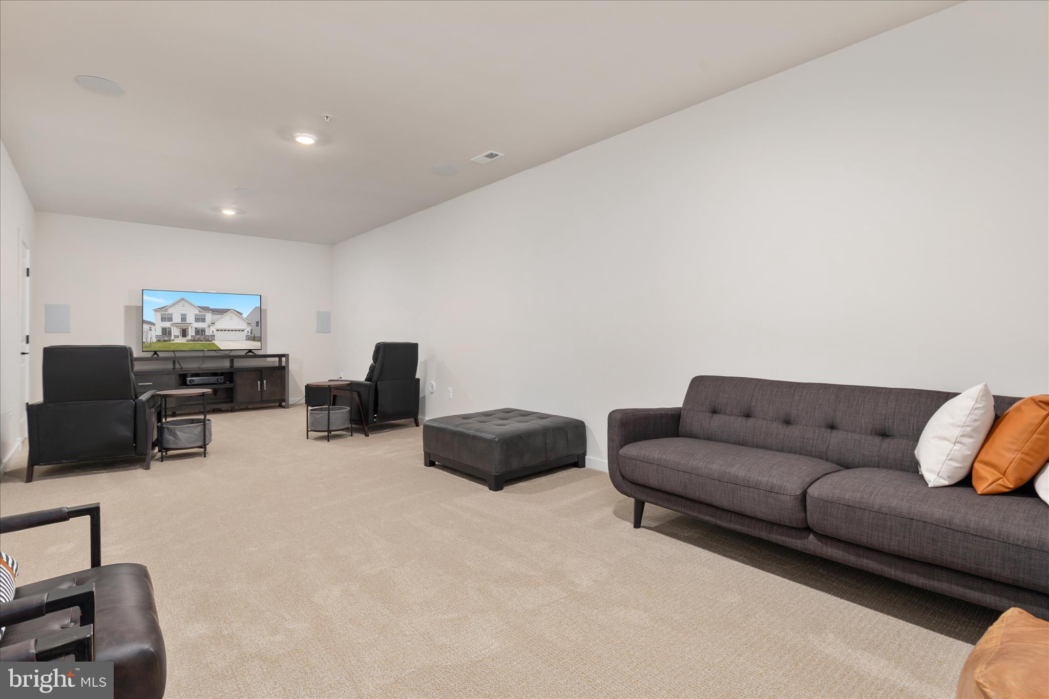 SOUTHLAKE - Residential