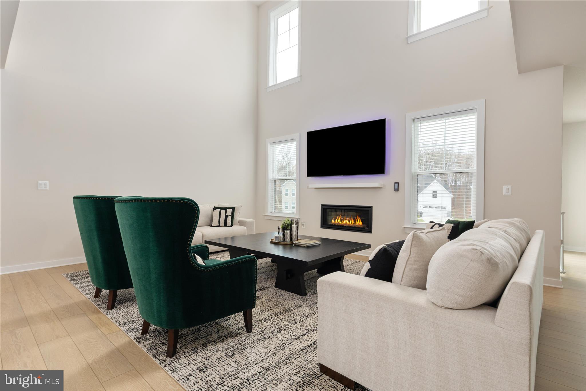 SOUTHLAKE - Residential