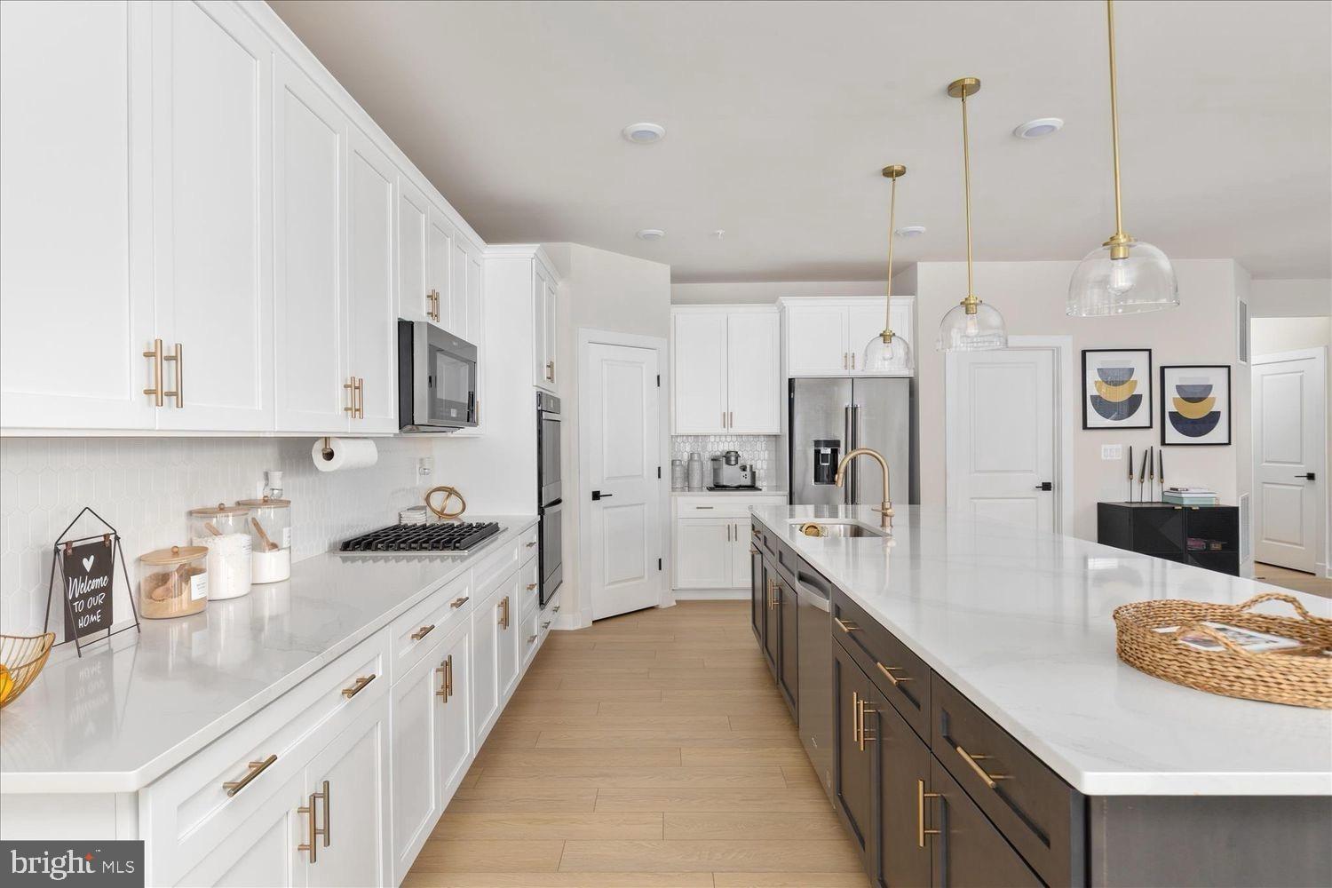 SOUTHLAKE - Residential