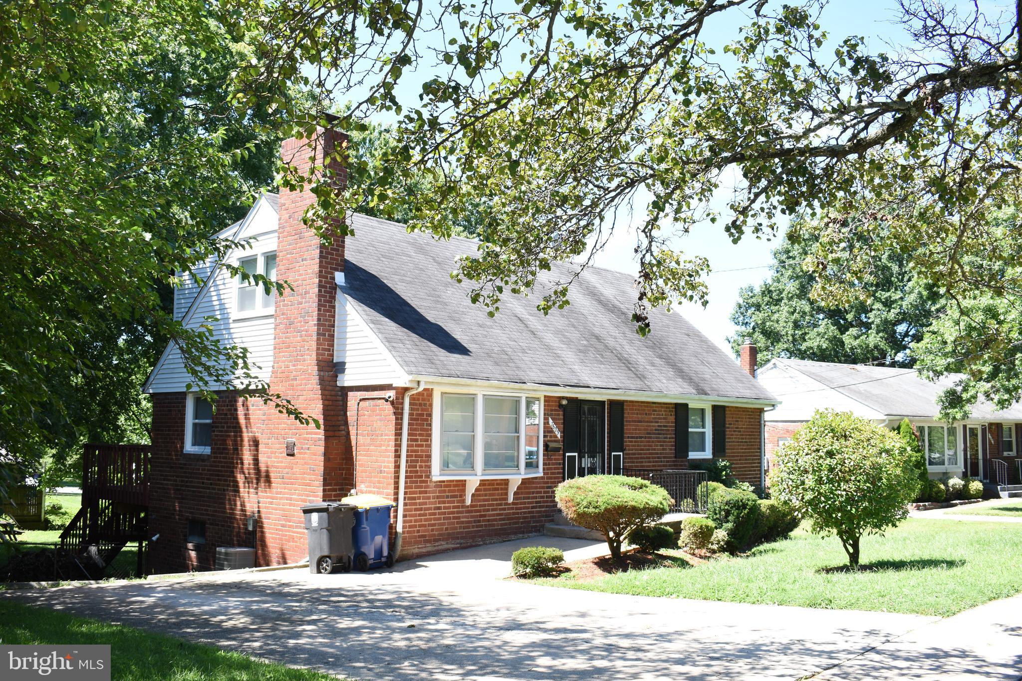 NEW CARROLLTON - Residential