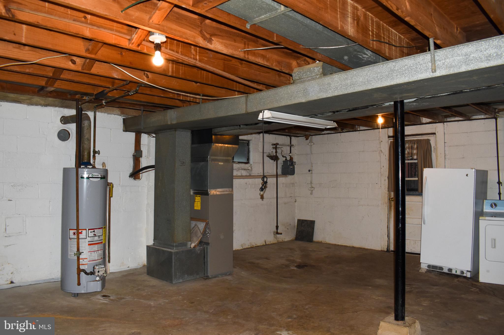 NEW CARROLLTON - Residential