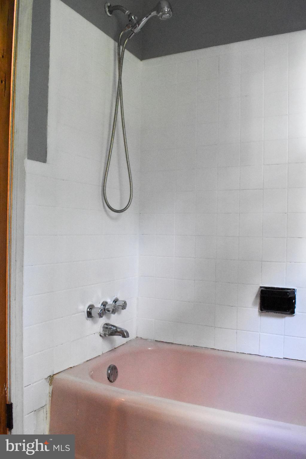 NEW CARROLLTON - Residential