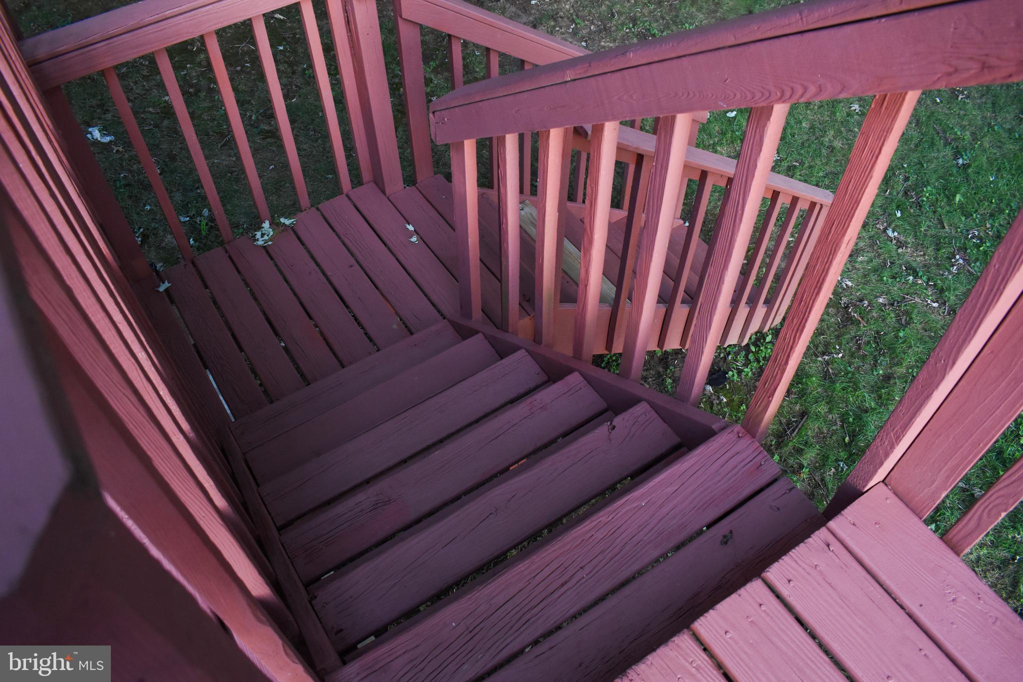 NEW CARROLLTON - Residential