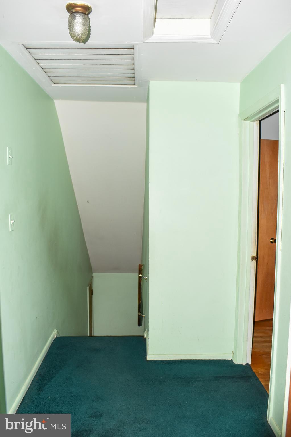 NEW CARROLLTON - Residential