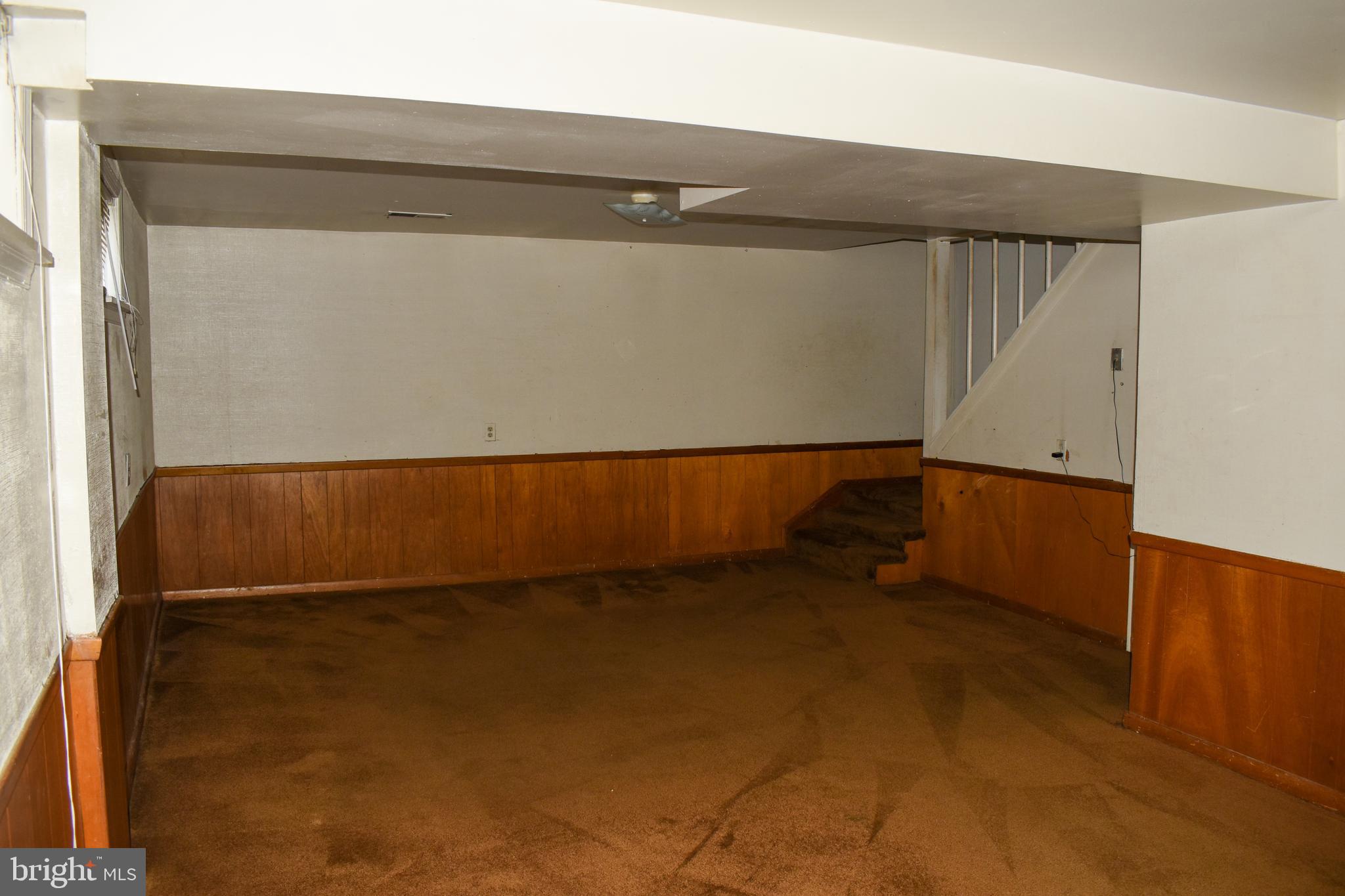 NEW CARROLLTON - Residential