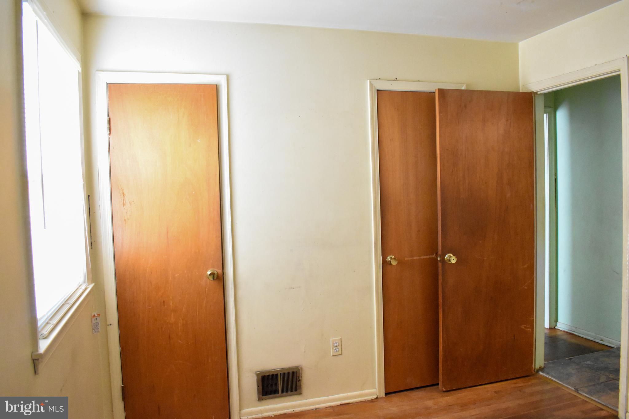 NEW CARROLLTON - Residential