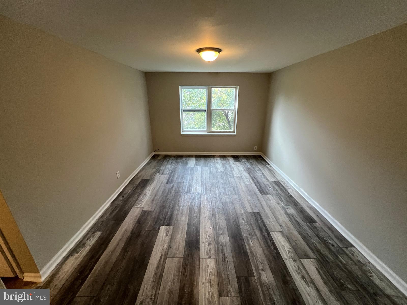 DUNDALK - Residential Lease