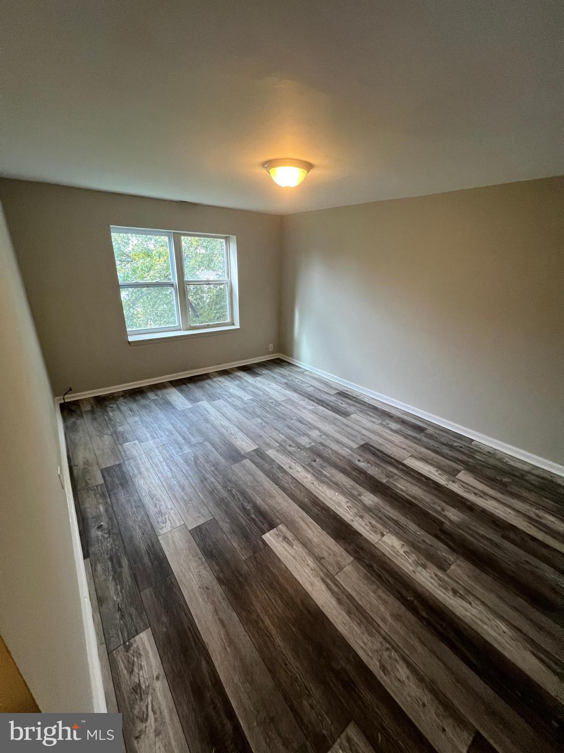 DUNDALK - Residential Lease